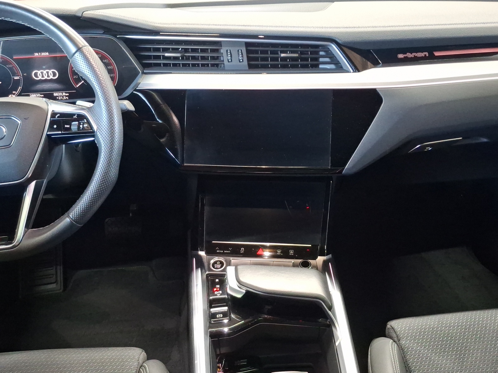 AUDI e-tron 55 Sportback S Line Black Edition quattro-image-10