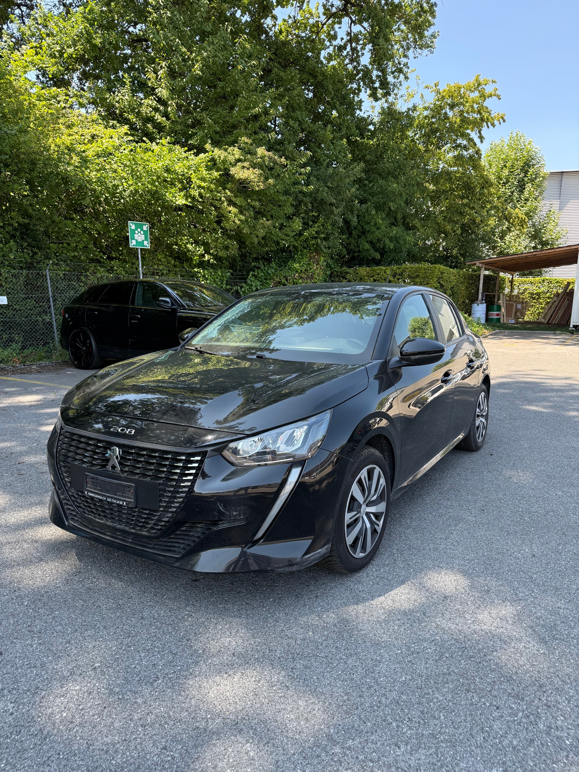 PEUGEOT 208 1.2 PureTech Allure EAT8-image-0
