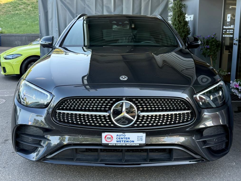 MERCEDES-BENZ E 300 de T 4Matic AMG Line 9G-Tronic-image-0