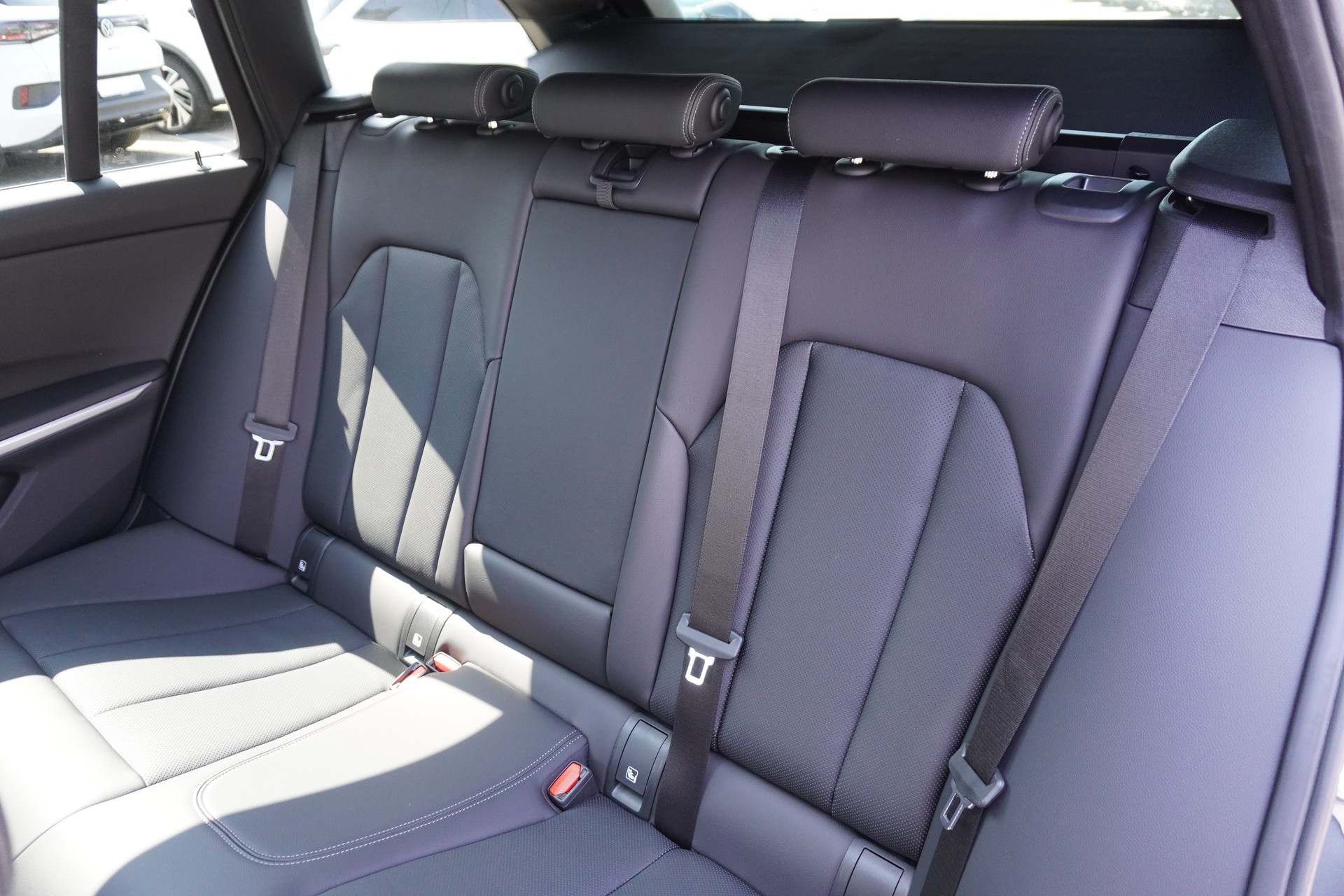 BMW 330i Touring xDrive Steptronic-image-21