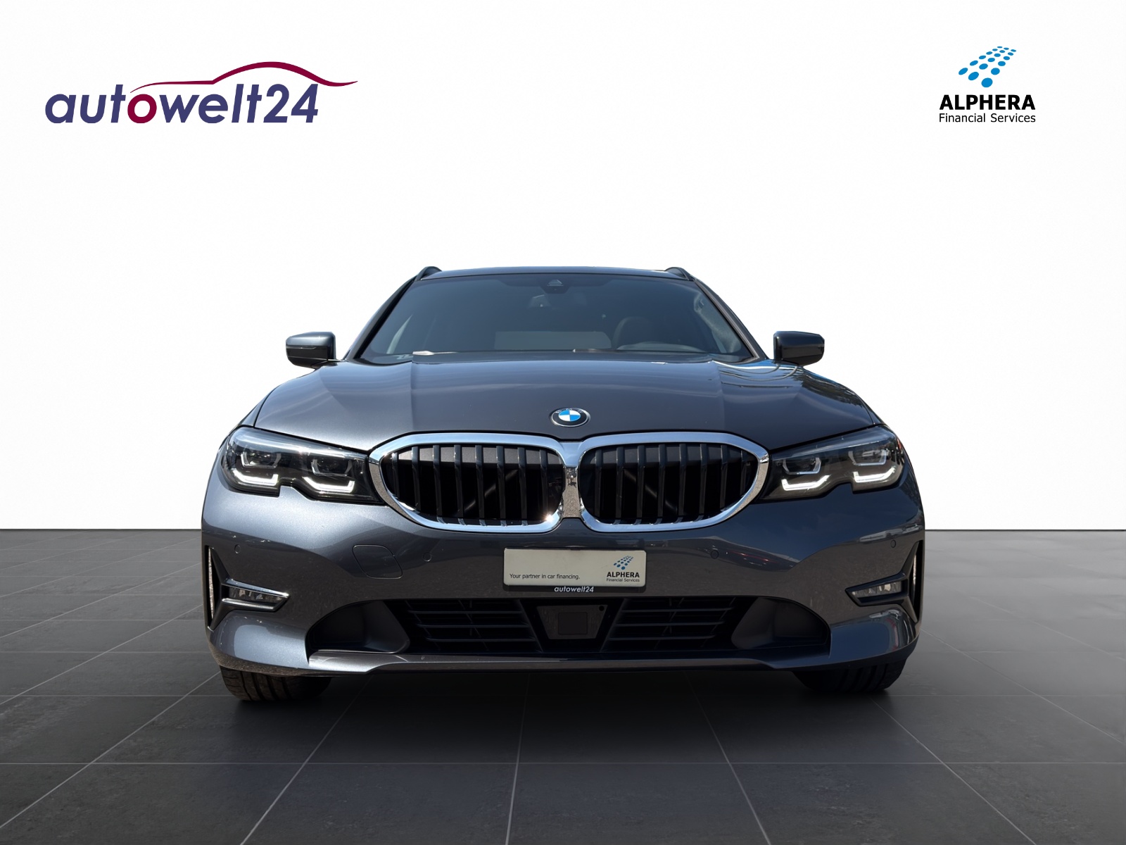BMW 330i Touring xDrive Steptronic-image-1