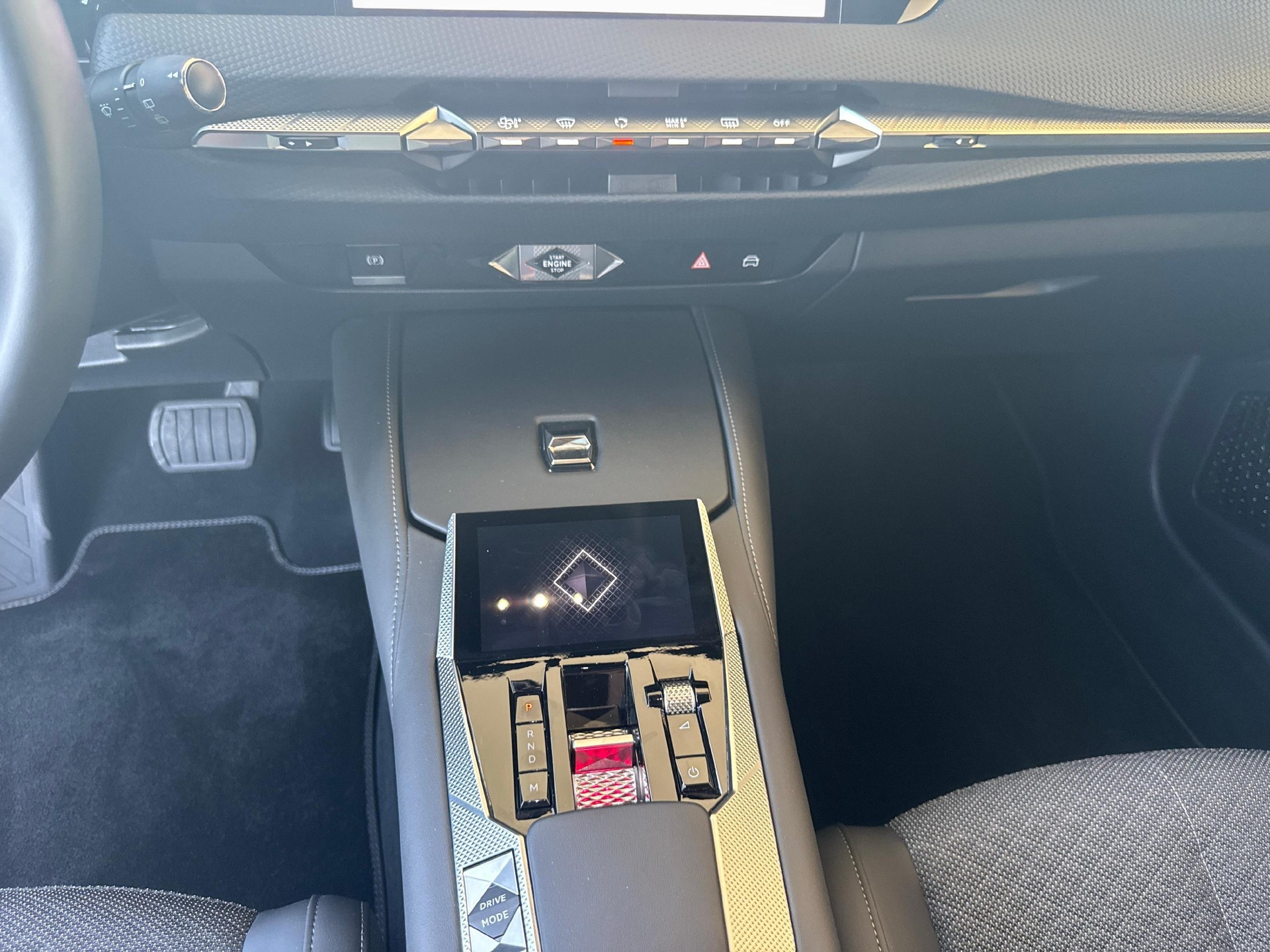 DS AUTOMOBILES 4 1.2 PureTech Trocadero-image-16