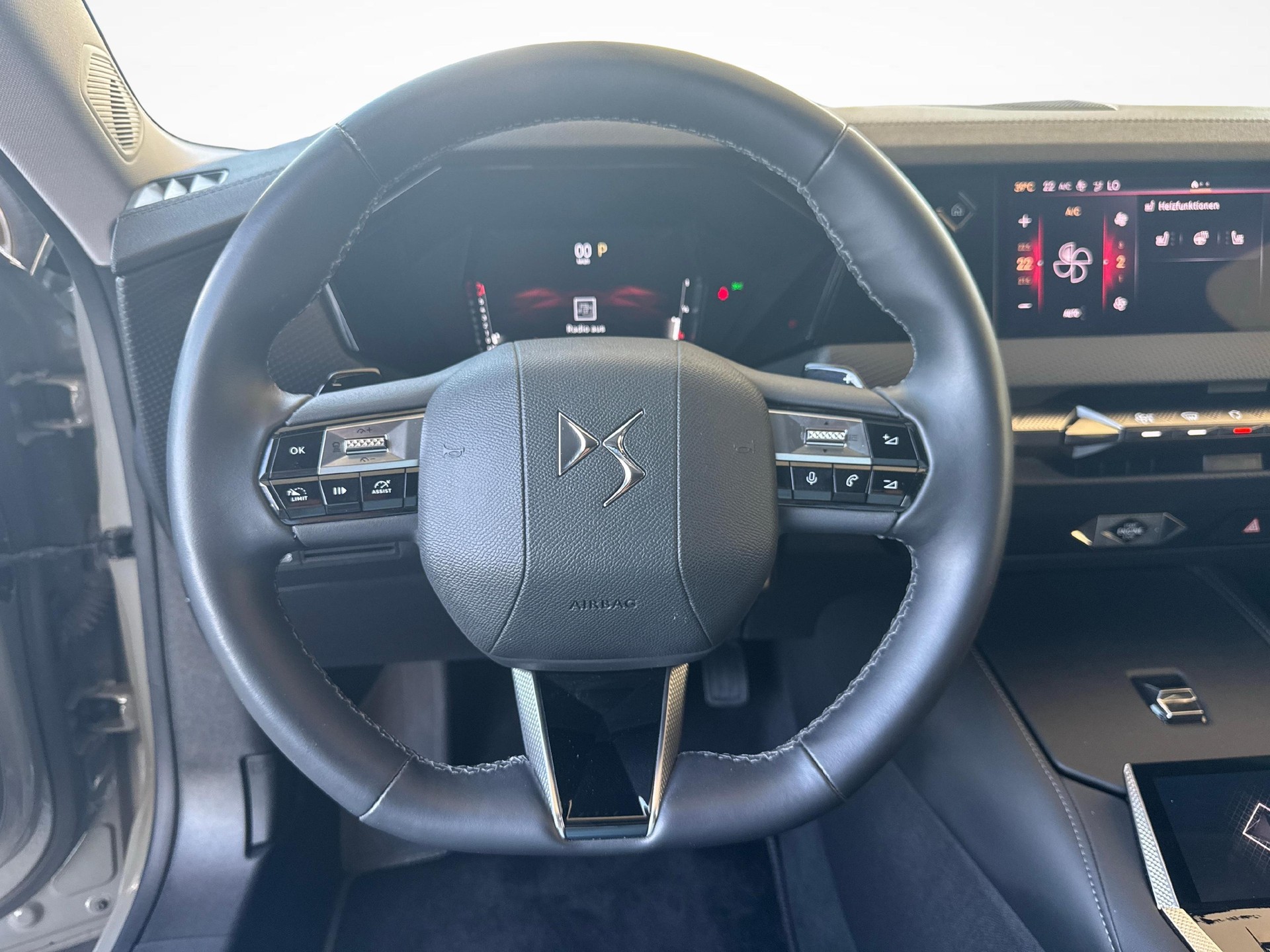 DS AUTOMOBILES 4 1.2 PureTech Trocadero-image-13