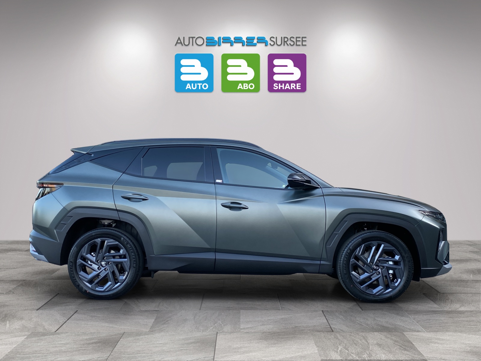 HYUNDAI Tucson 1.6 T-GDi HEV Origo Blackline 4WD-image-3