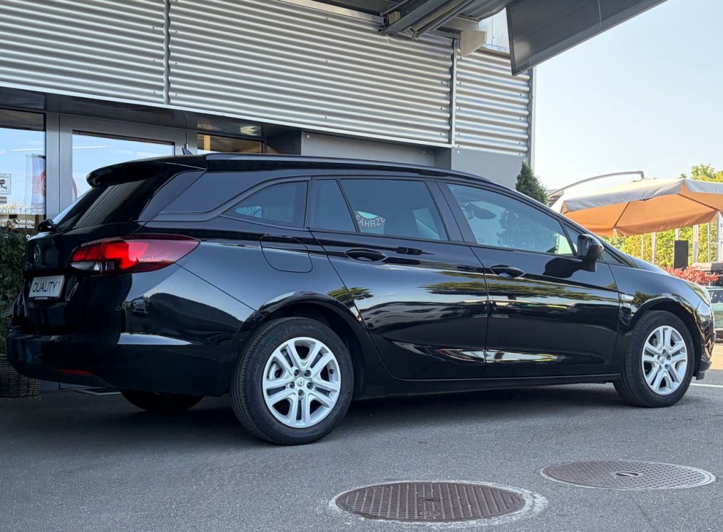 OPEL Astra Sports Tourer 1.4i Turbo 120 Years Edition-image-2