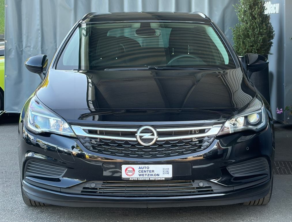 OPEL Astra Sports Tourer 1.4i Turbo 120 Years Edition-image-0