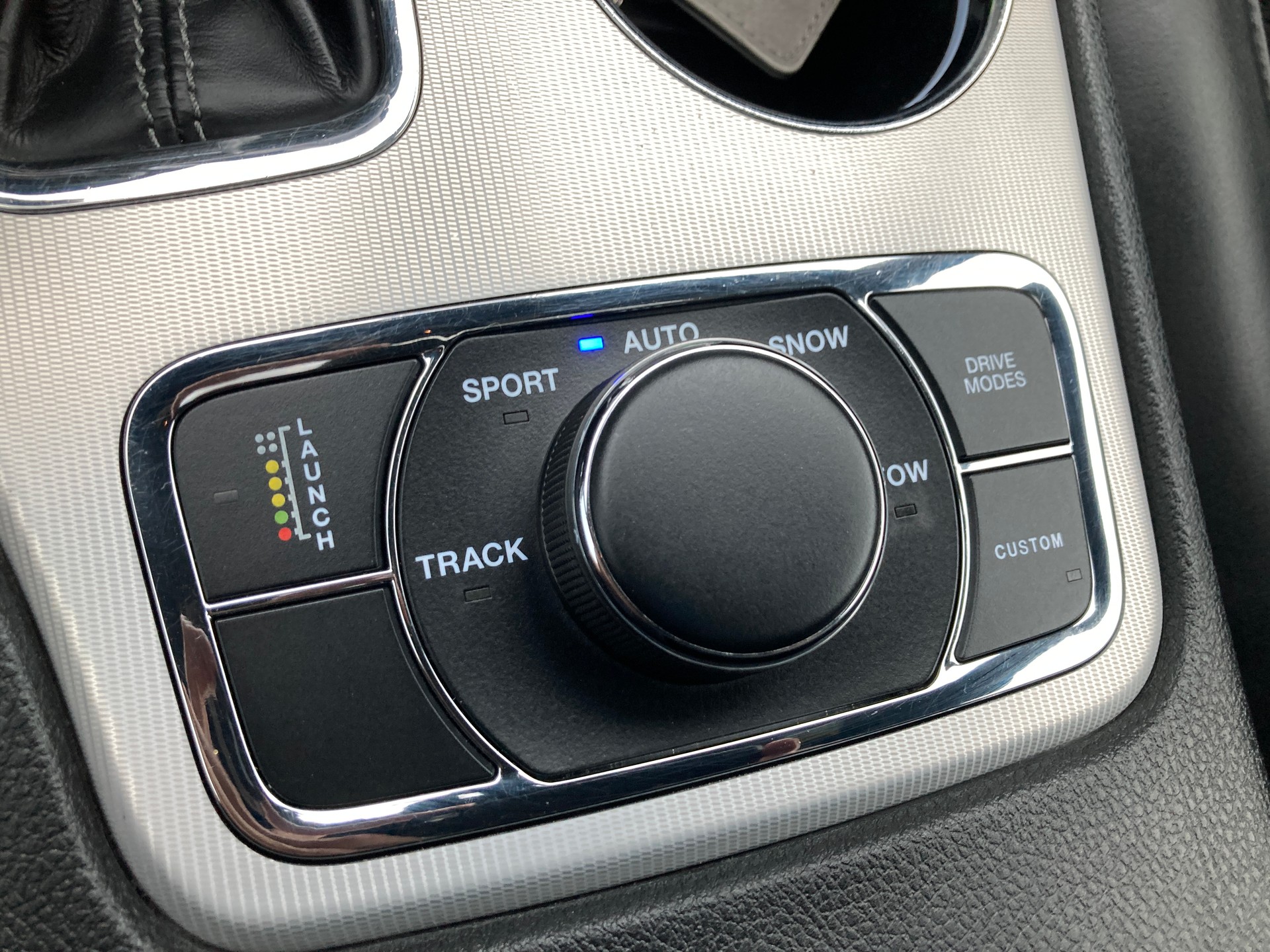 JEEP Grand Cherokee 6.4 V8 HEMI SRT8 Automatic mit Anhängerkupplung-image-16