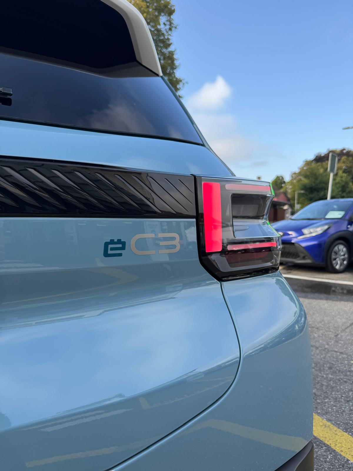 CITROEN e-C3 44kWh Max-image-5