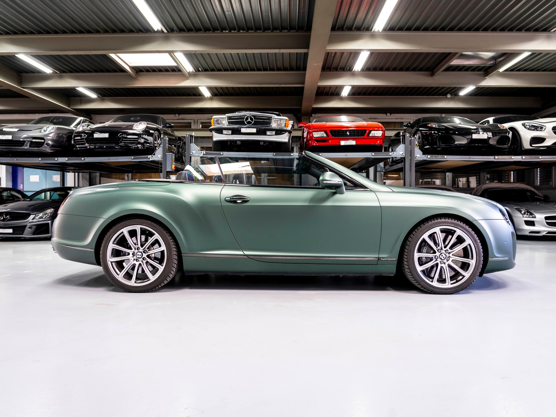 BENTLEY Continental Supersports Convertible 6.0-image-21