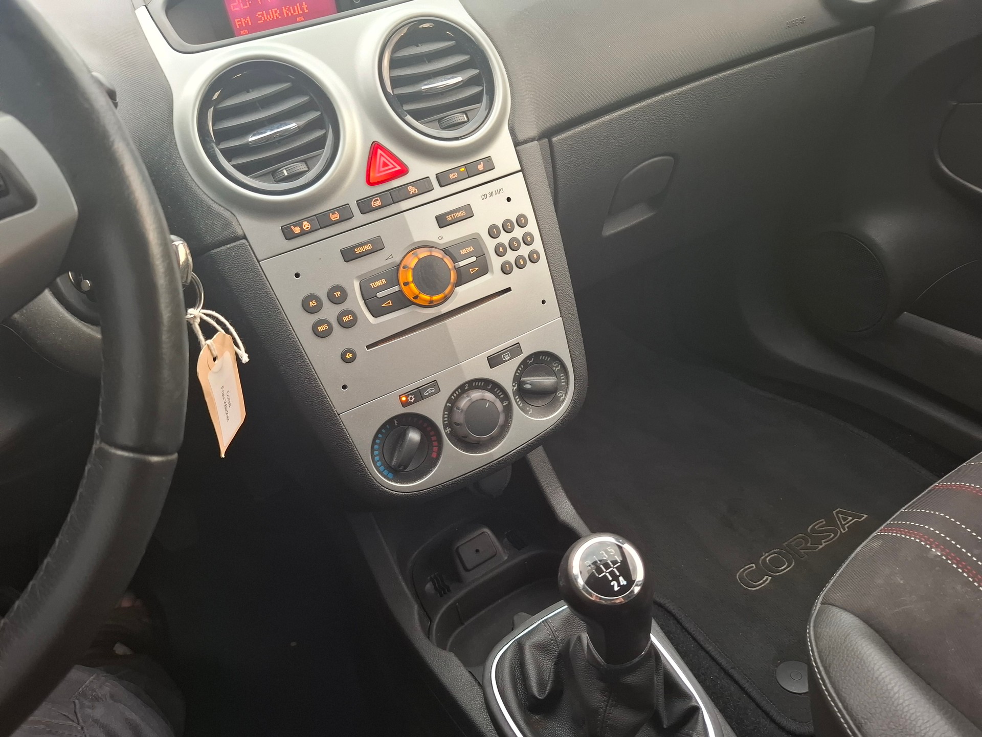 OPEL Corsa 1.4 TP Enjoy-image-9