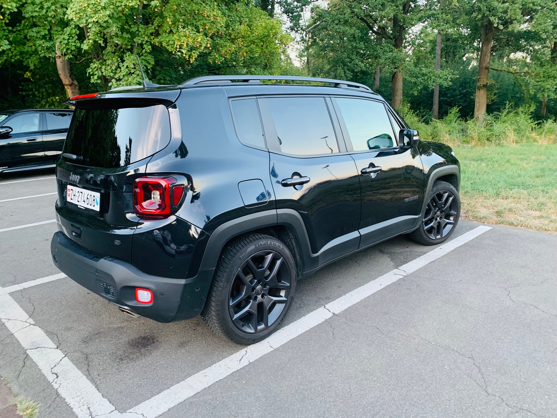 JEEP 1.3 Turbo Limited-image-2