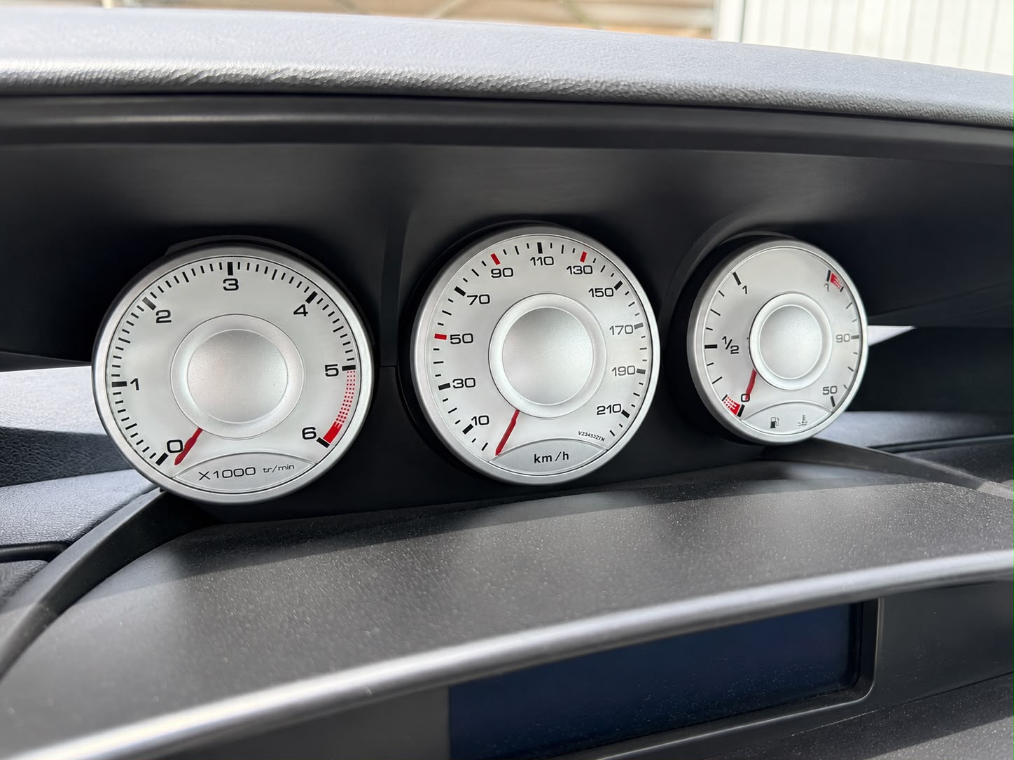 CITROEN C8 2.0 16V HDi Chic (SX)-image-9