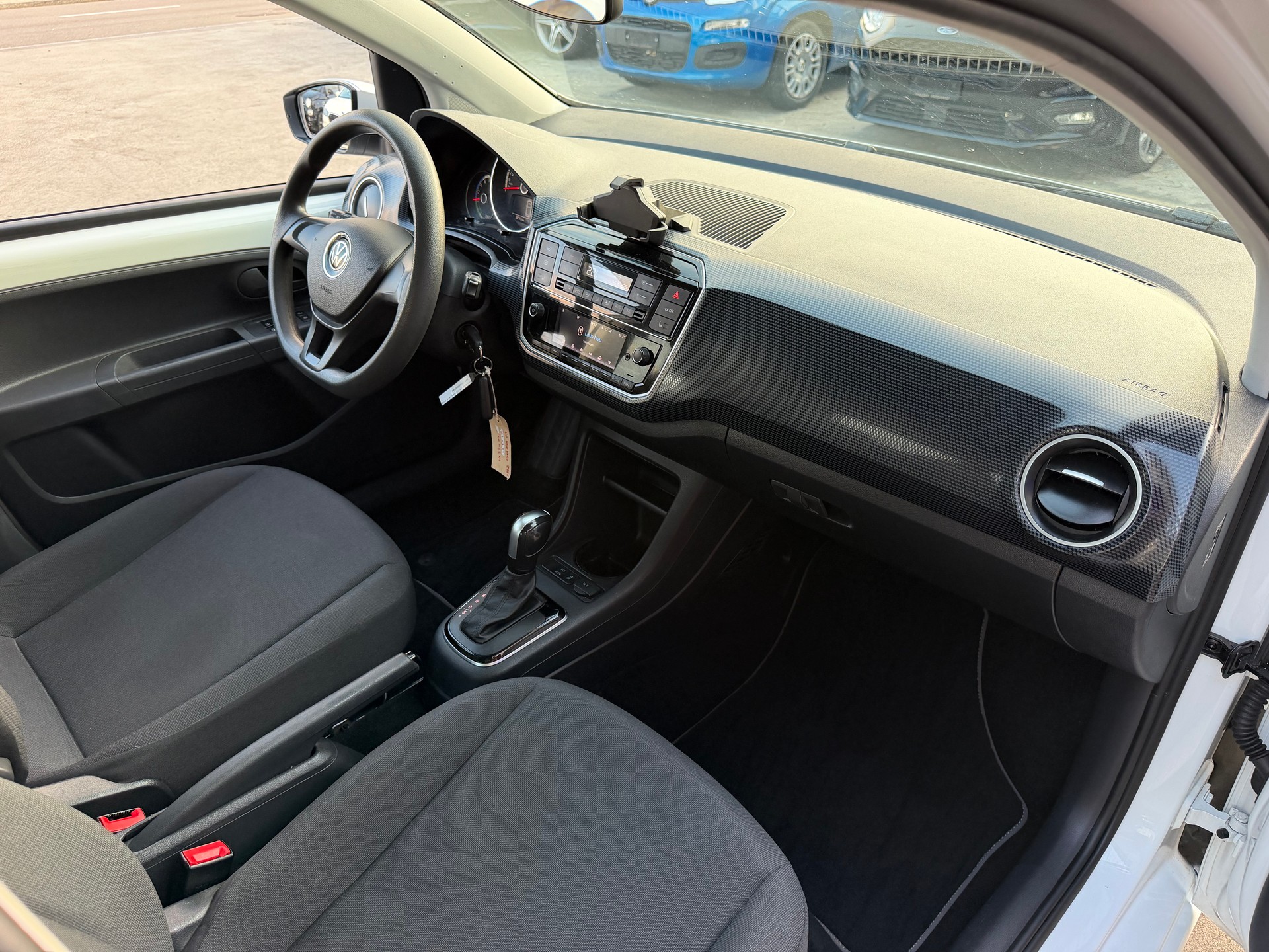 VW e-Up-image-15