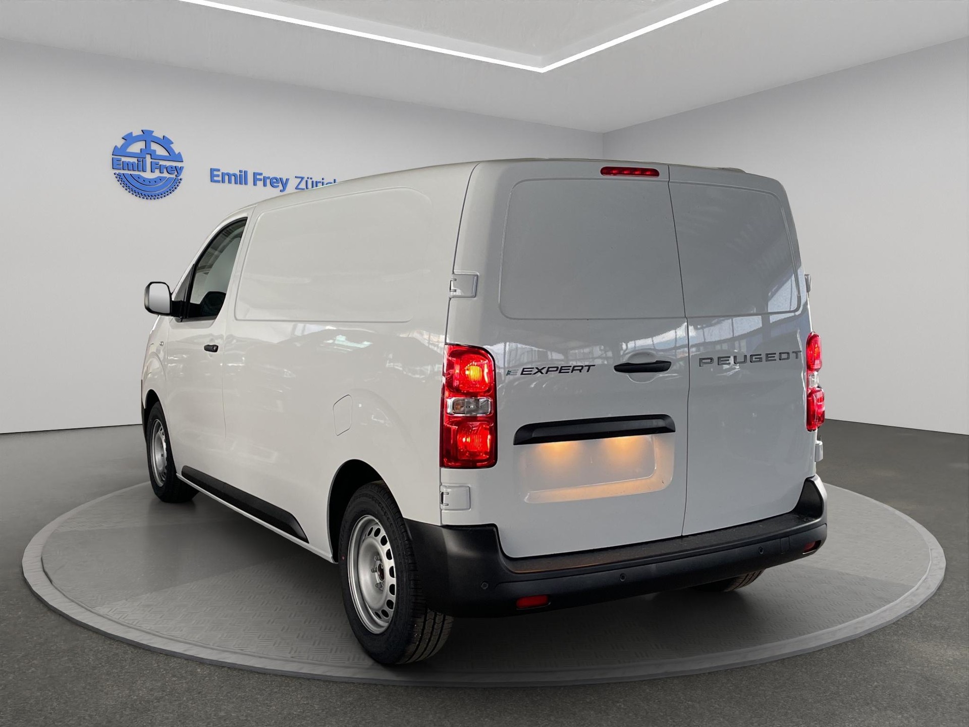PEUGEOT e-Expert Kaw. Standard 75 kWh-showroom-element-1