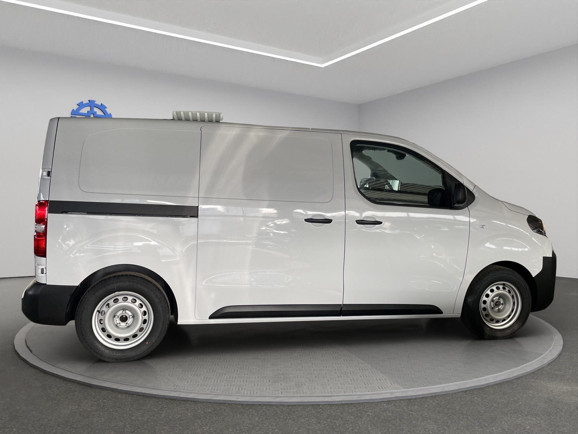 PEUGEOT e-Expert Kaw. Standard 75 kWh-image-4
