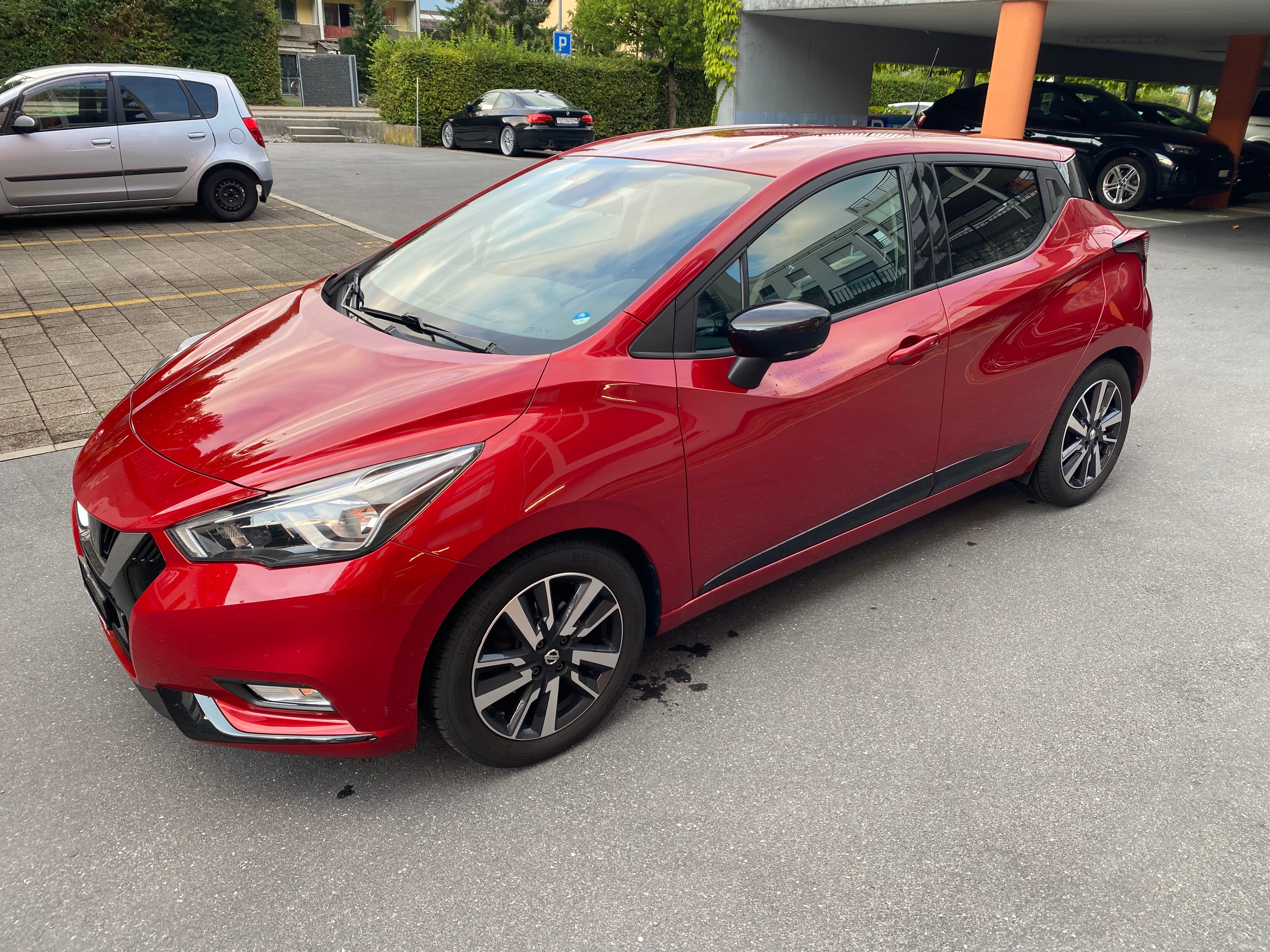 Car photo