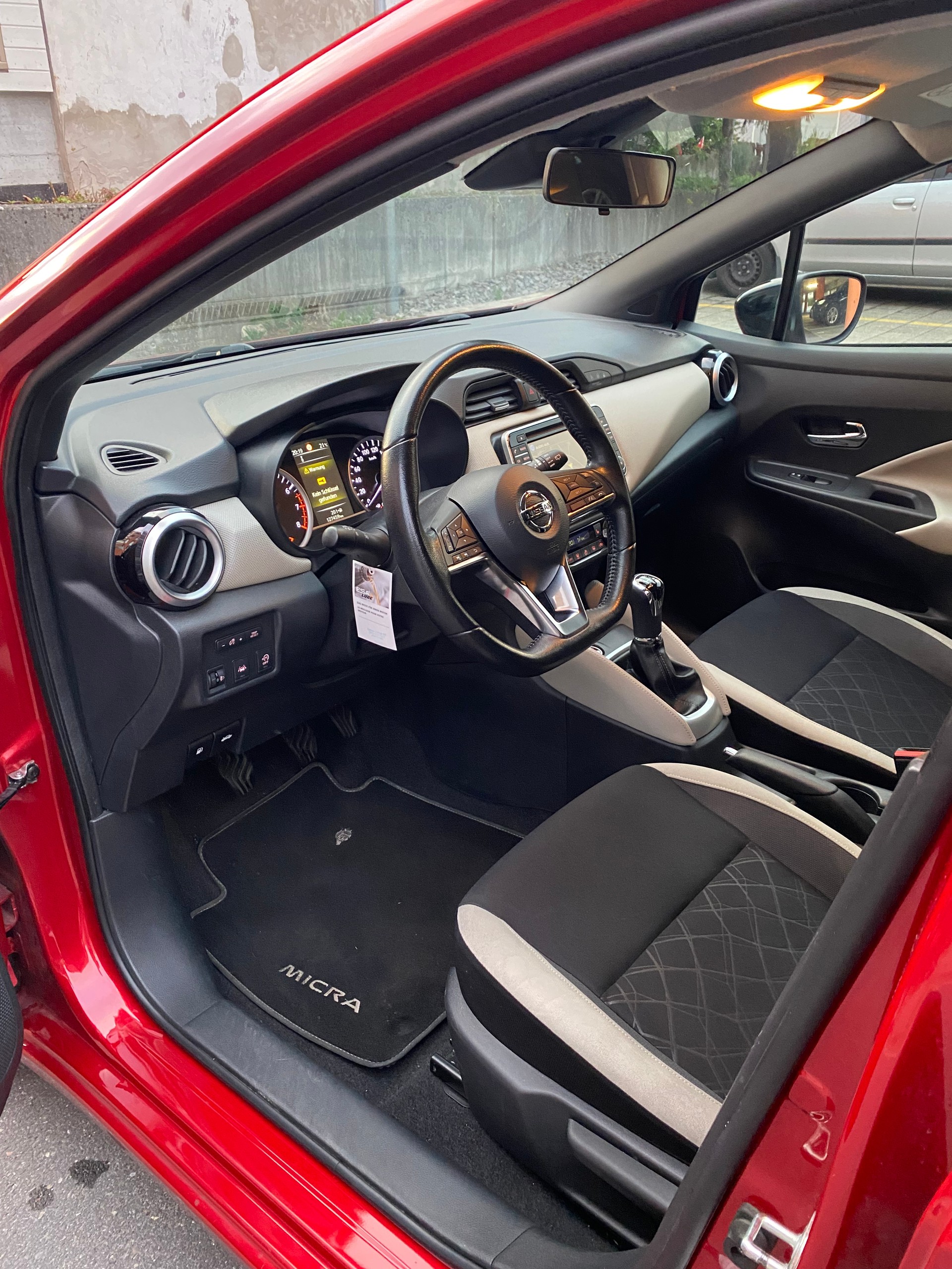 NISSAN 0.9 IG-T N-Connecta-image-10