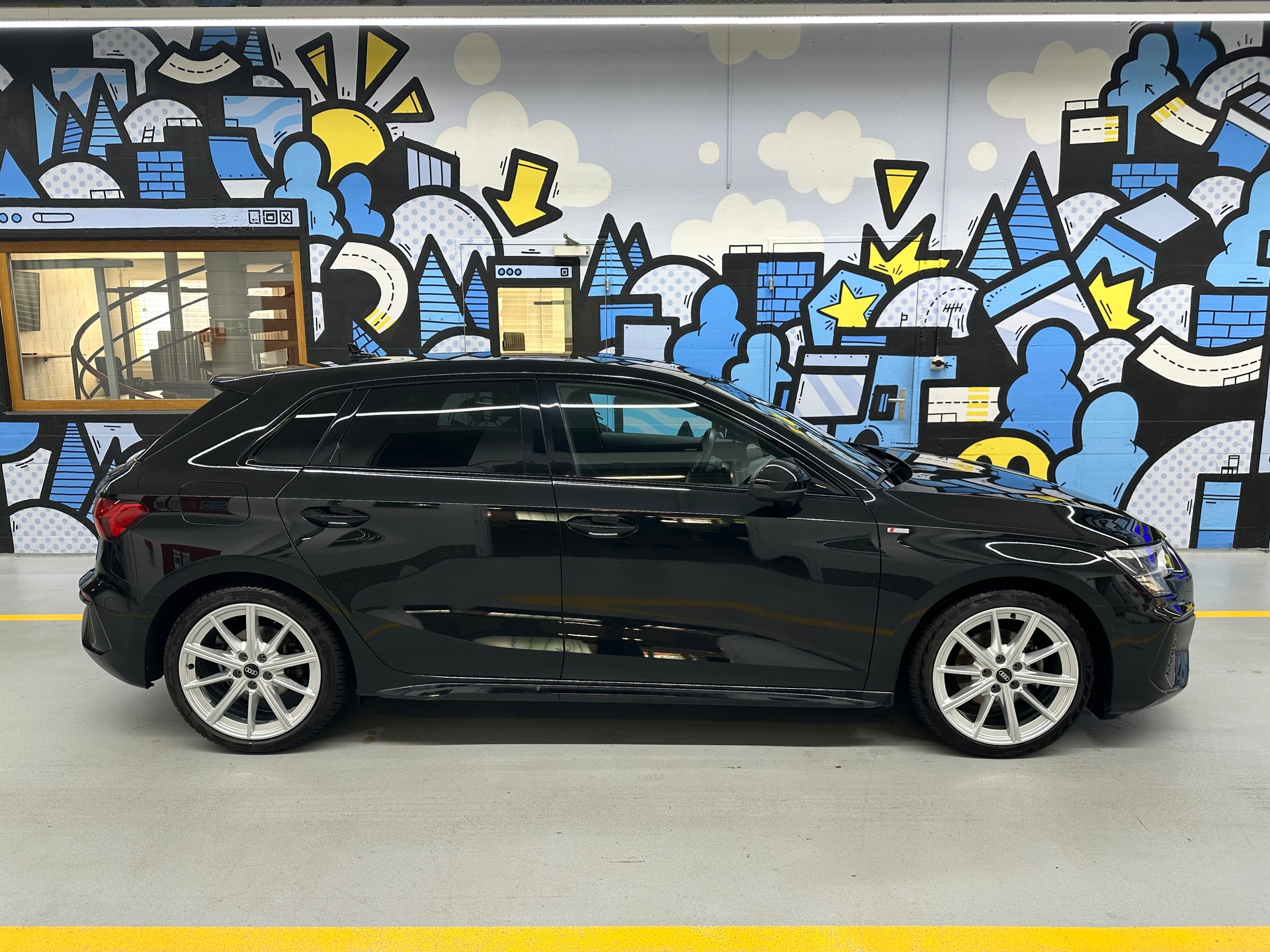 AUDI A3 Sportback 35 TFSI S line S-tronic-showroom-element-2