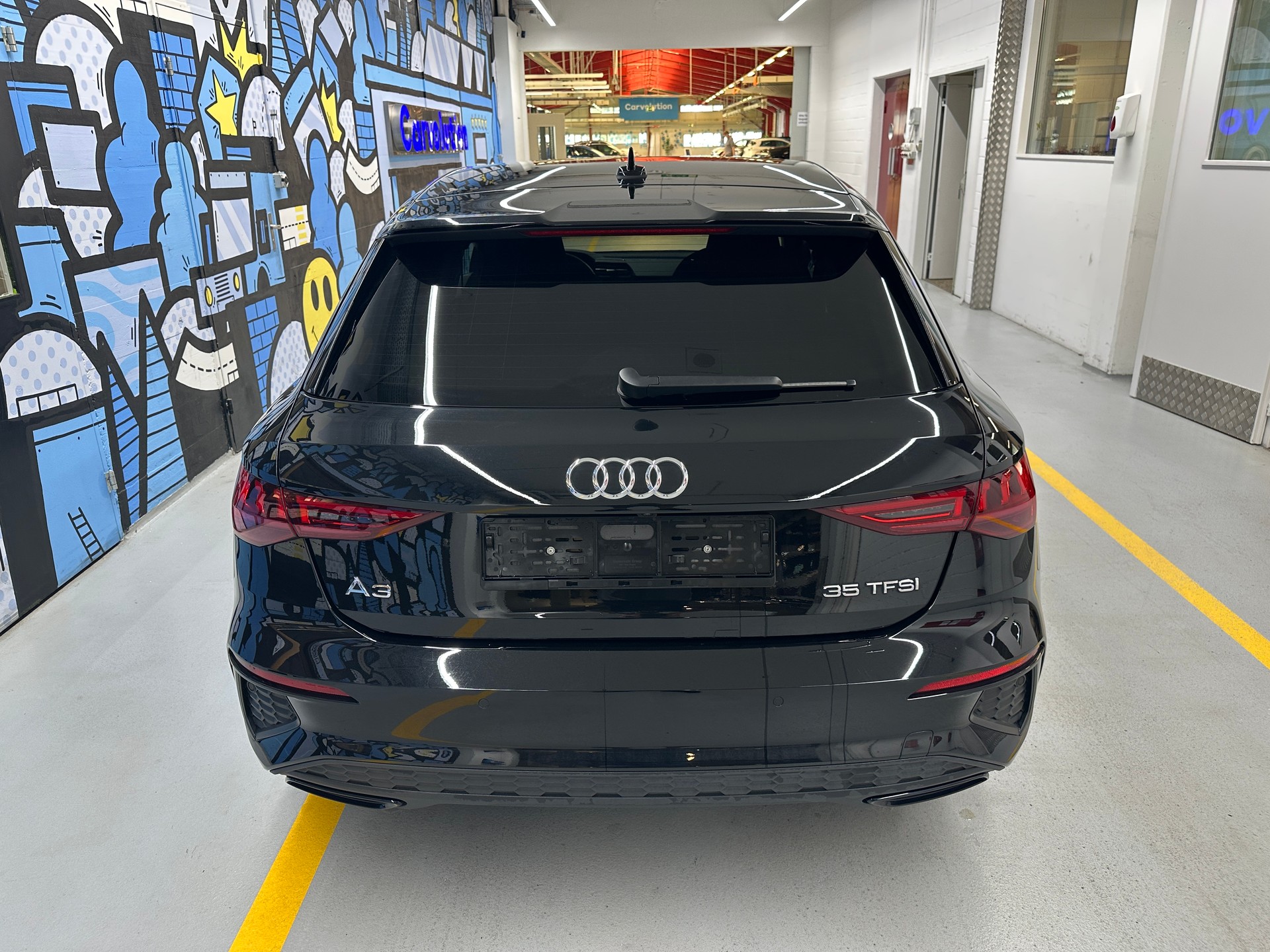 AUDI A3 Sportback 35 TFSI S line S-tronic-image-4