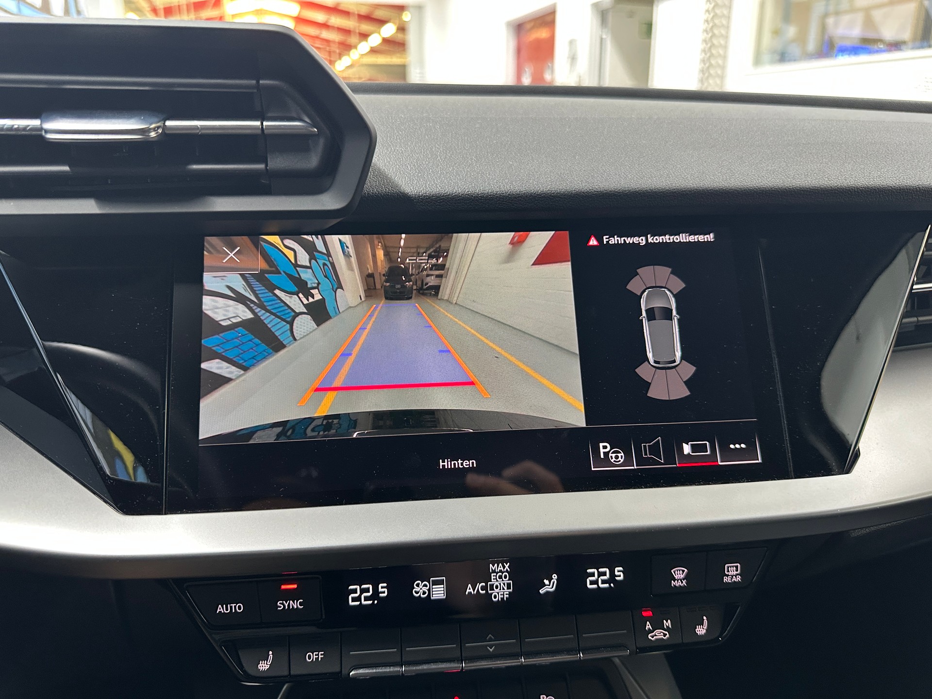 AUDI A3 Sportback 35 TFSI S line S-tronic-image-11