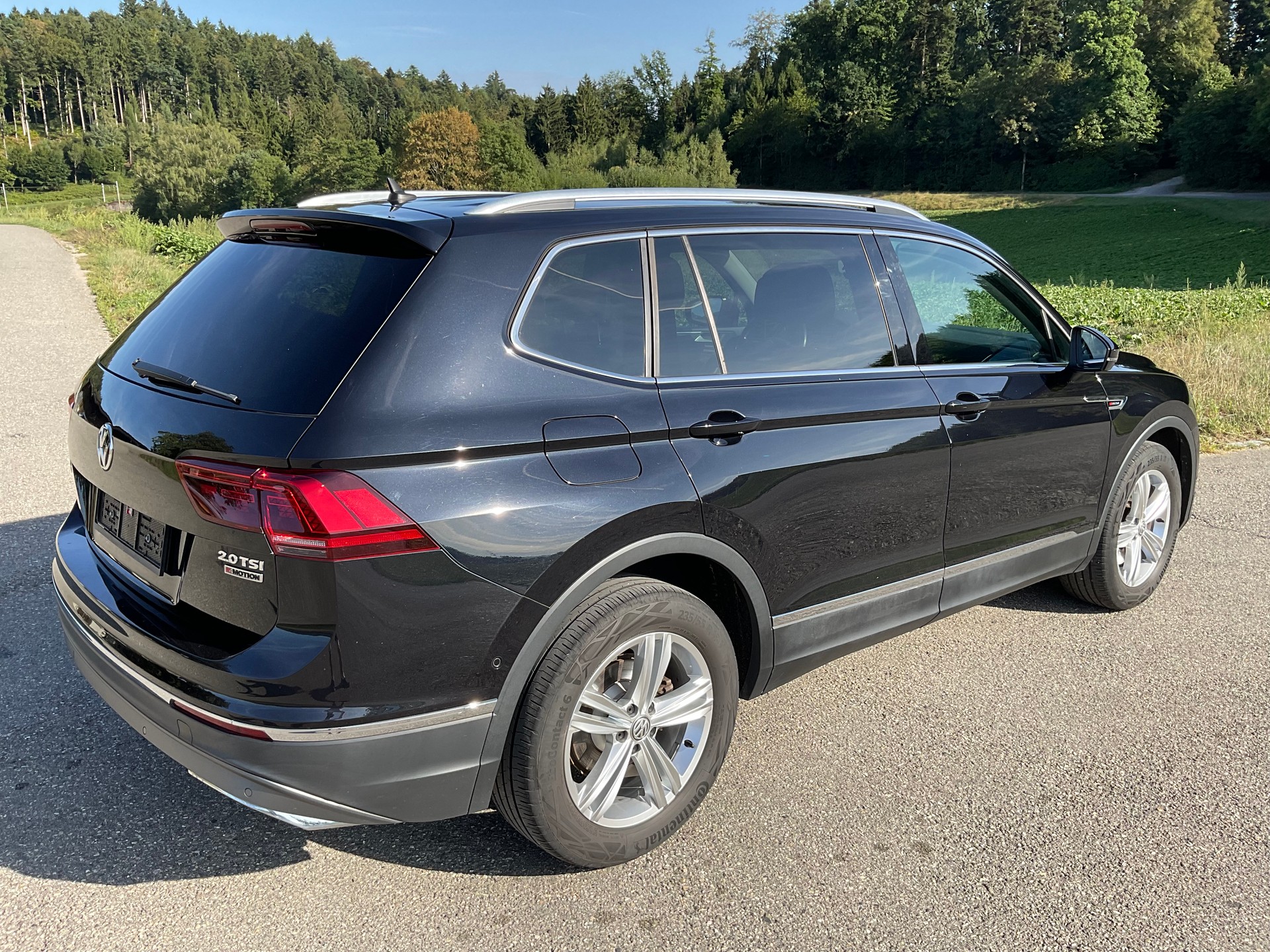 VW Tiguan 2.0 TSI Highline DSG Allspace 4-Motion 7-Plätzer-image-1