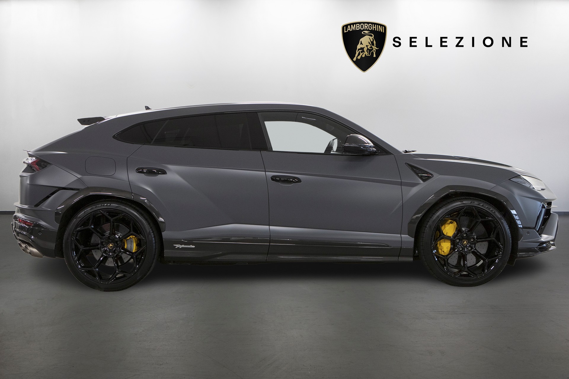 LAMBORGHINI Urus Performante-image-1
