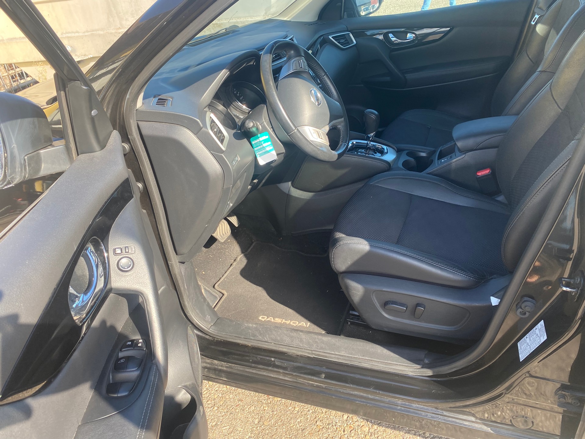 NISSAN Qashqai 1.2 DIG-T 360° Xtronic CVT-image-5