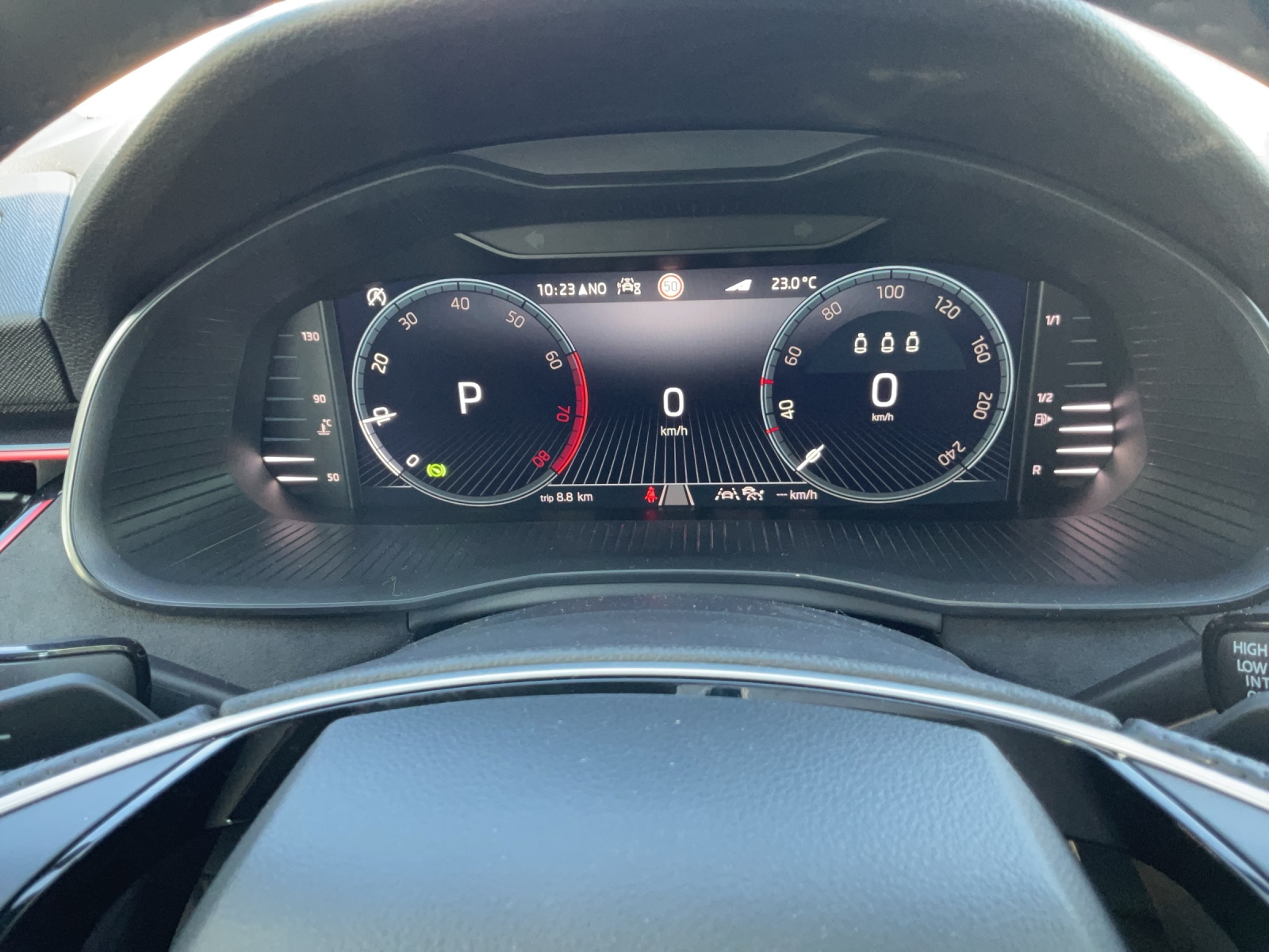 SKODA Kamiq 1.0 TSI Dynamic DSG-image-5