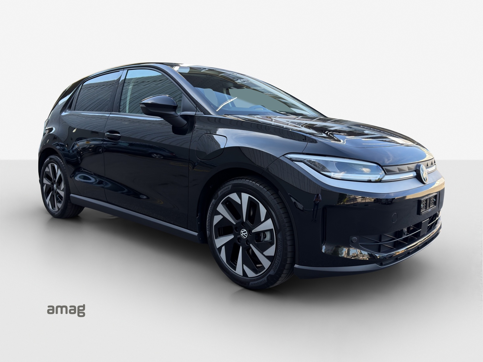 VW ID.Polo 52 kWh Life Edition One-image-5