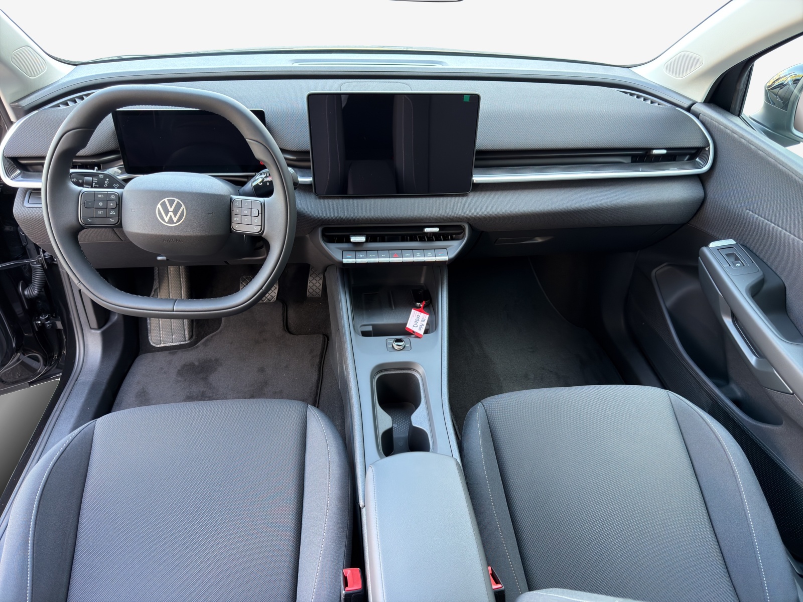 VW ID.Polo 52 kWh Life Edition One-image-8
