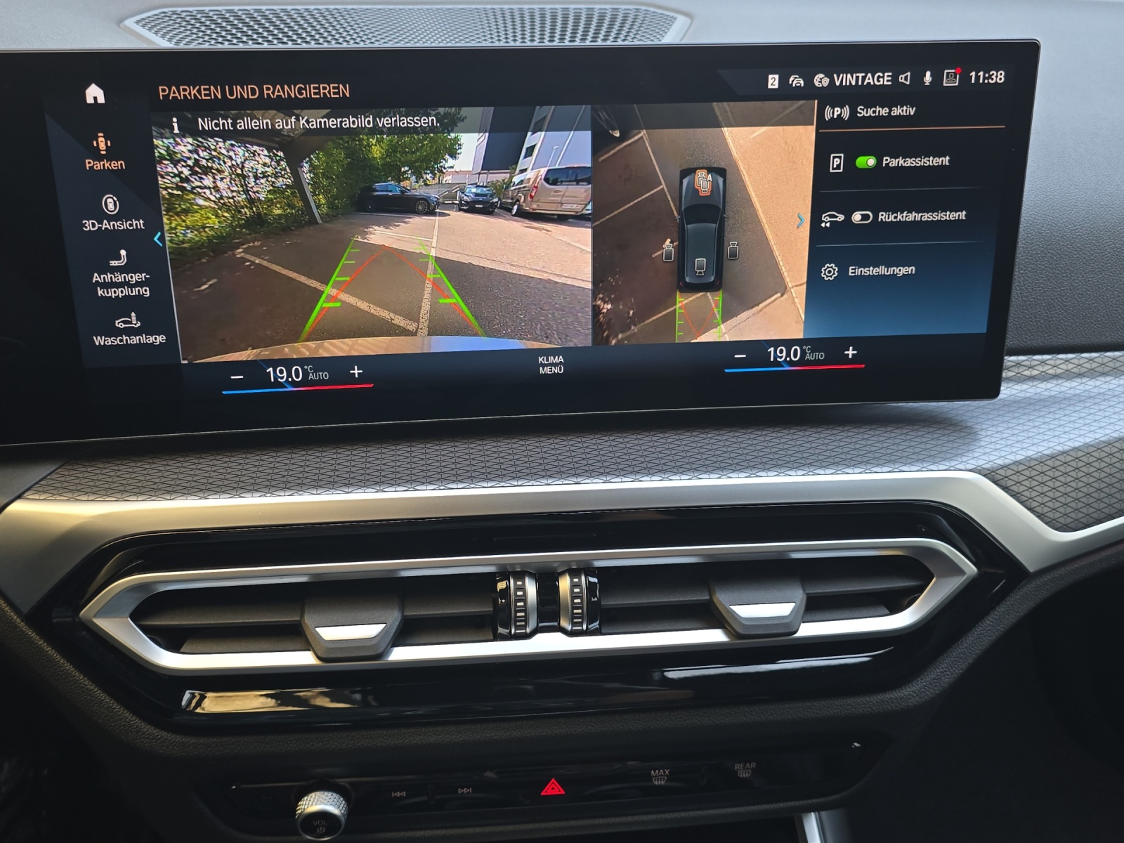 BMW 330e xDr Tour M Sport-image-15