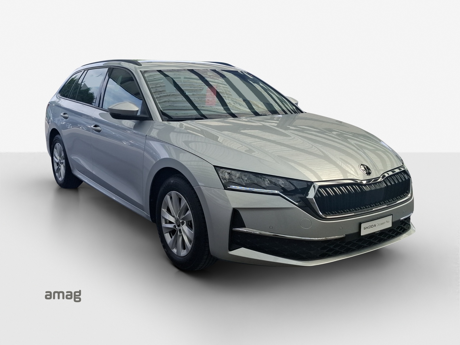 SKODA Octavia Combi 1.5 TSI mHEV DSG Dynamic-image-5