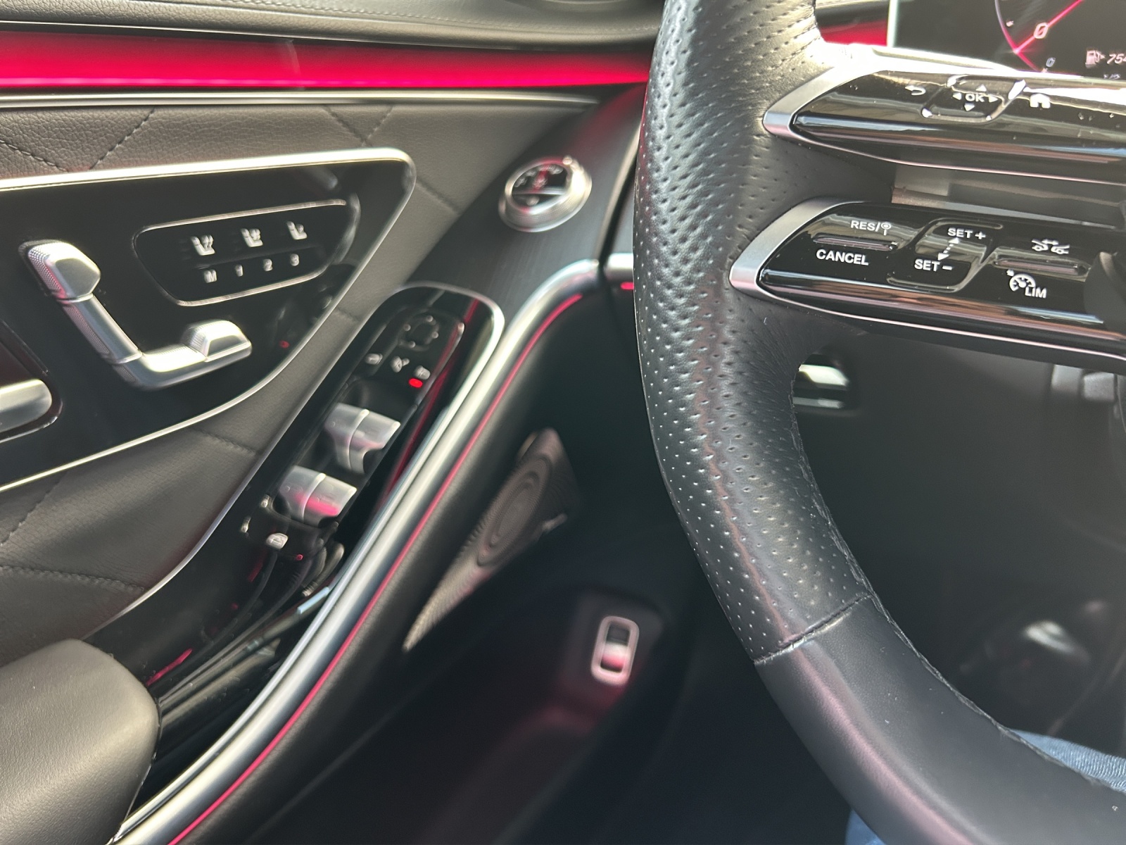 MERCEDES-BENZ S 350 d 4Matic AMG Line 9G-Tronic-image-12