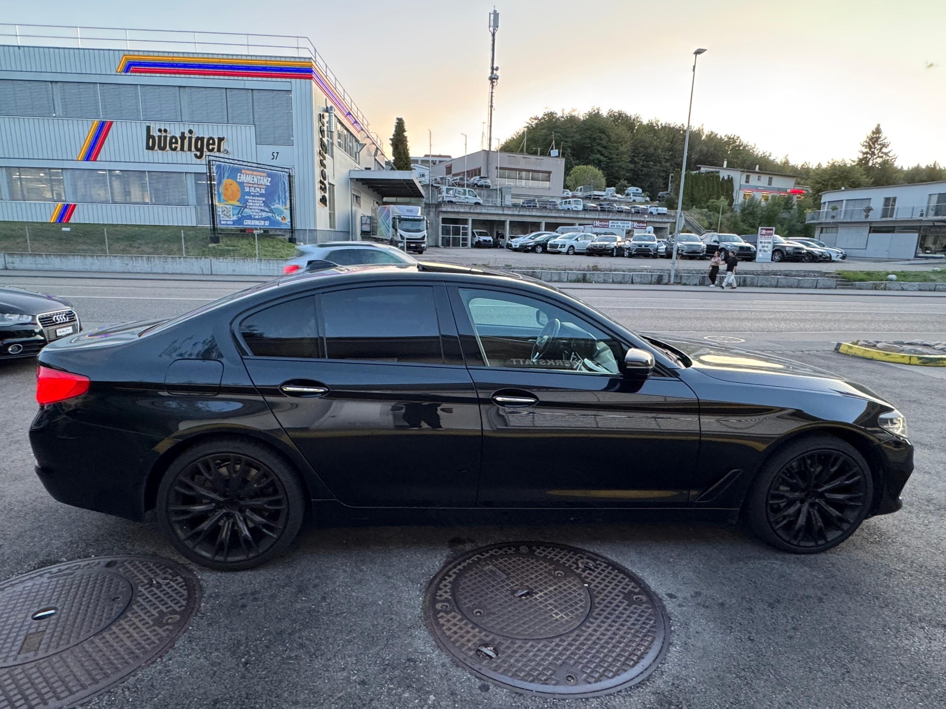 BMW BMW 530d xDrive Steptronic-image-5