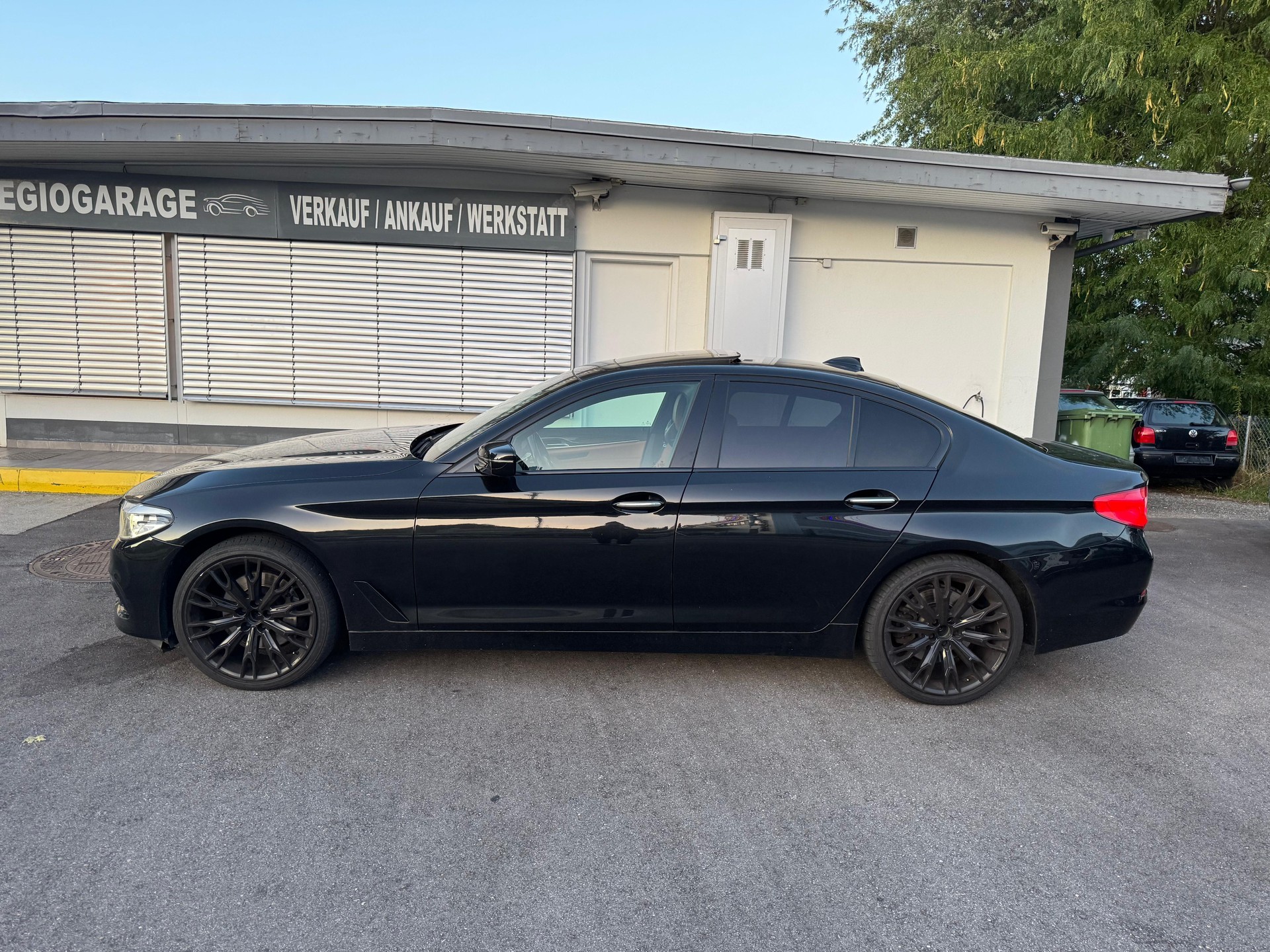BMW BMW 530d xDrive Steptronic-image-1