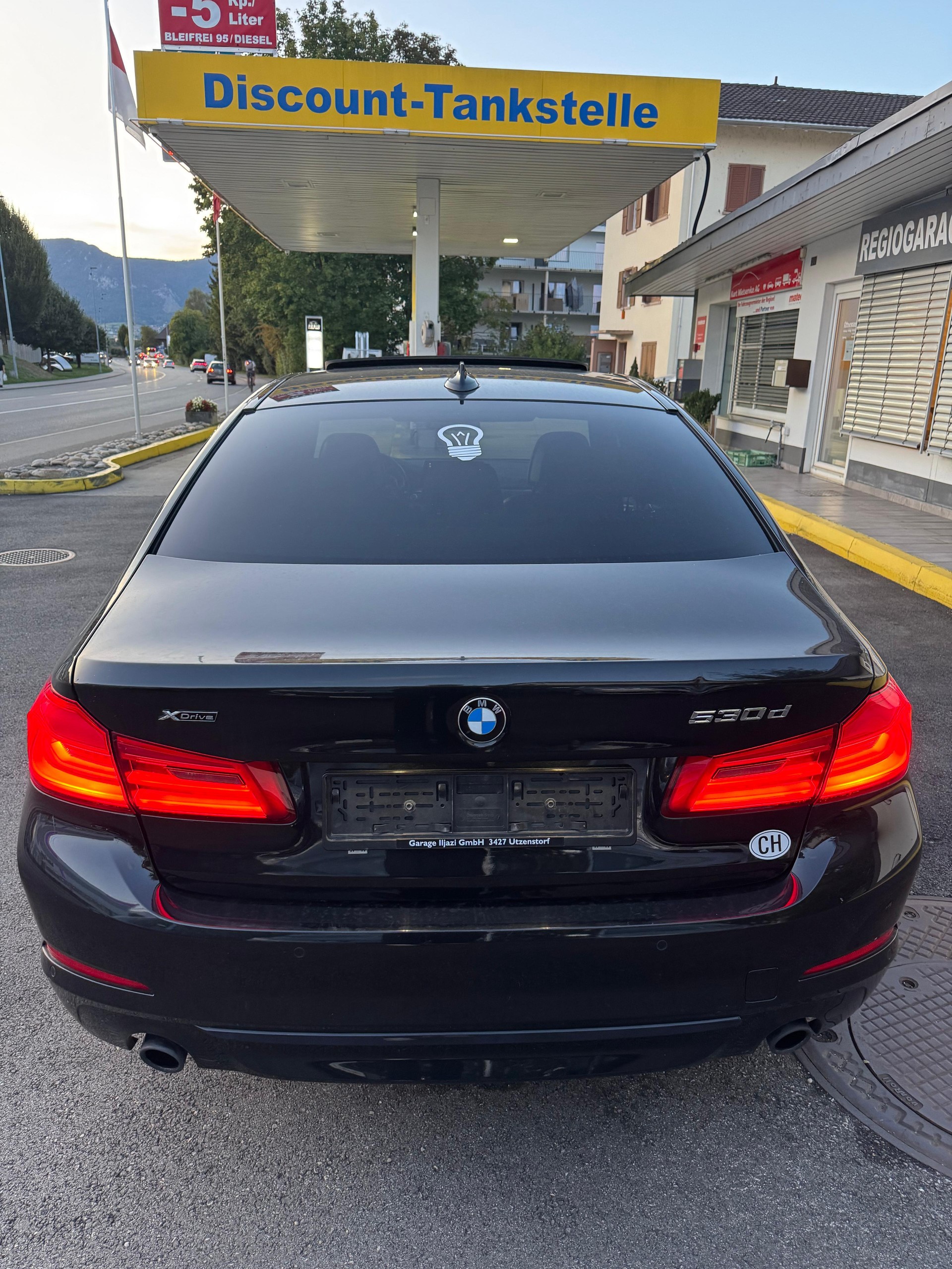 BMW BMW 530d xDrive Steptronic-image-3