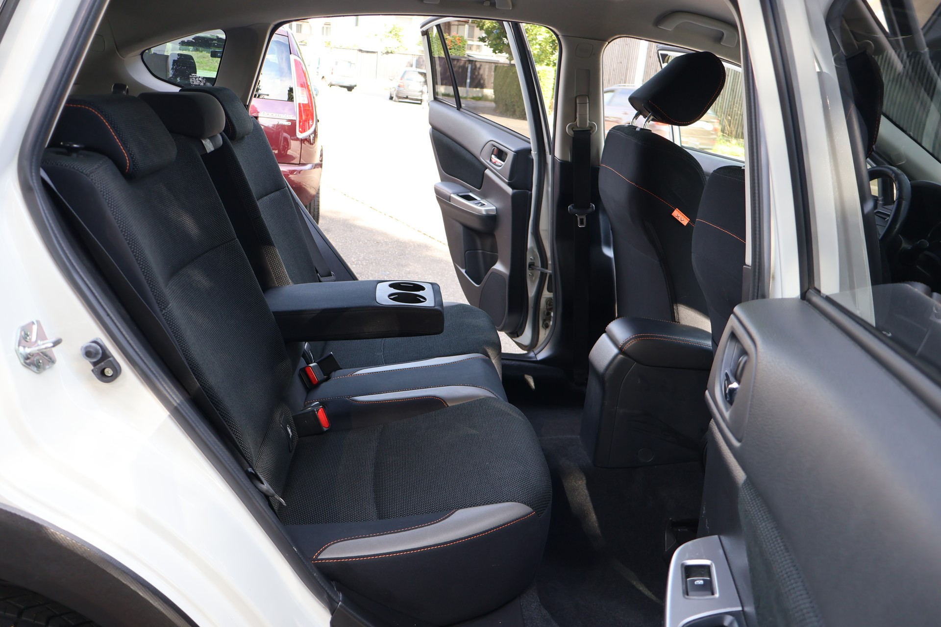 SUBARU XV 2.0D Swiss Three AWD-image-14
