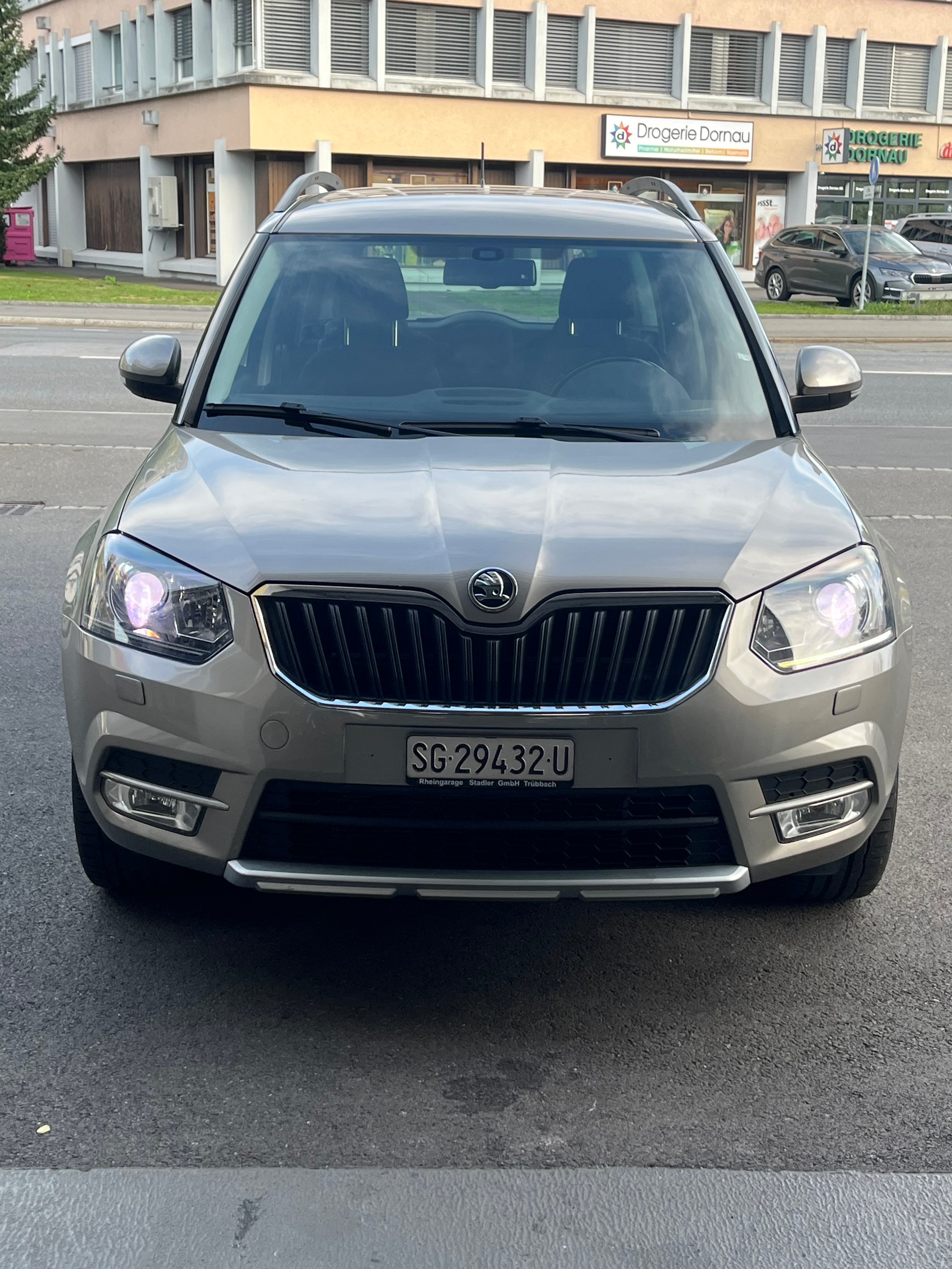 SKODA 2.0 TDI 170 Ambition 4x4 DSG-image-0