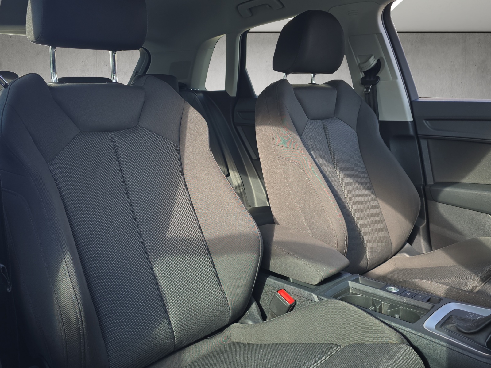 AUDI Q3 40 TFSI S line quattro S-tronic-image-10