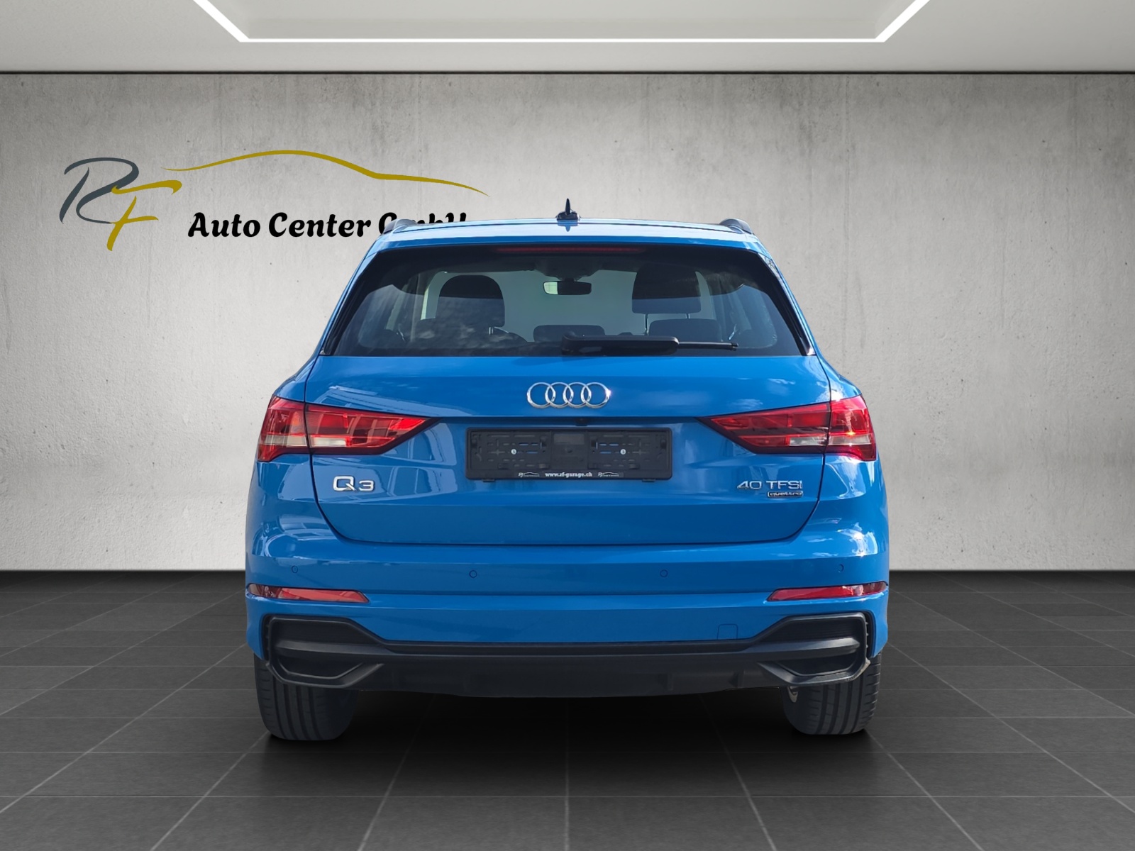 AUDI Q3 40 TFSI S line quattro S-tronic-image-5