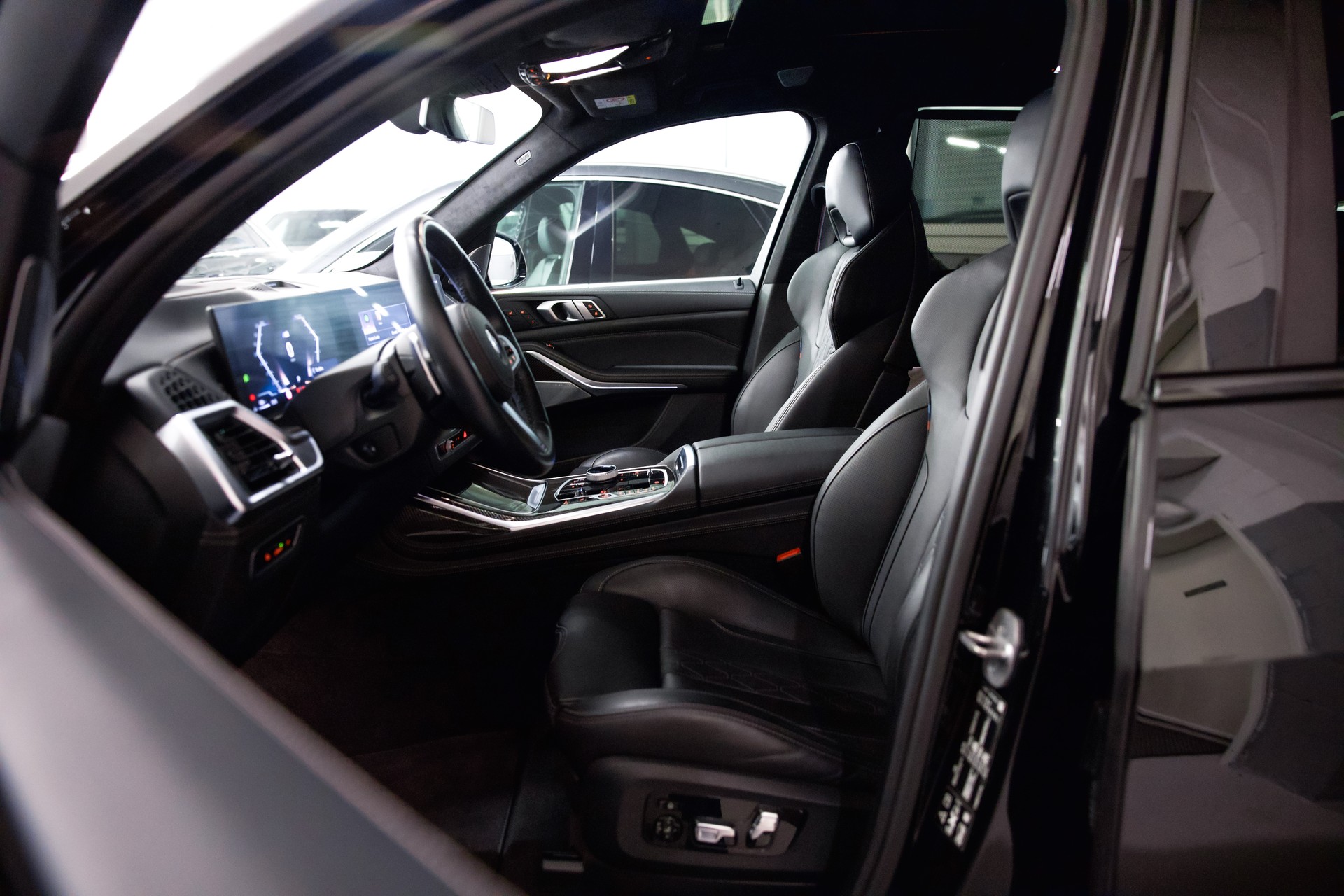 BMW X7 xDrive 48V 40d M Sport Pro Steptronic-image-19