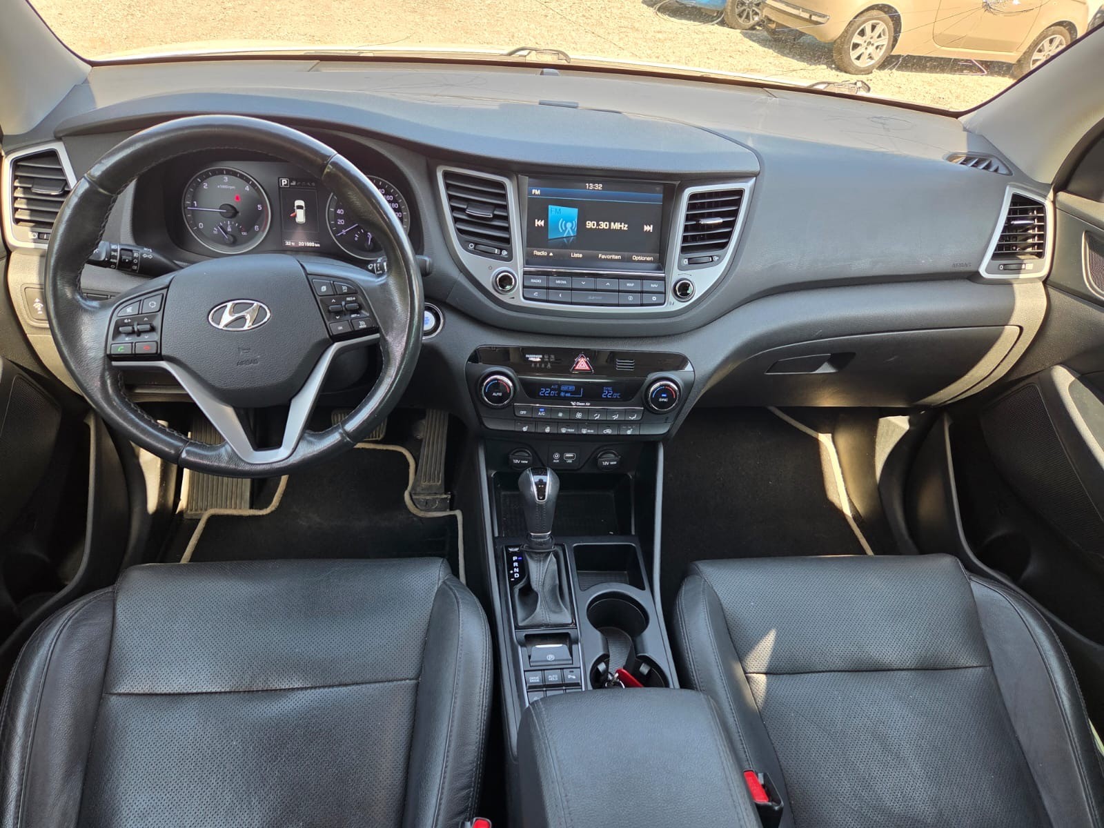 HYUNDAI Tucson 2.0 CRDI Vertex 4WD Automatic-image-9