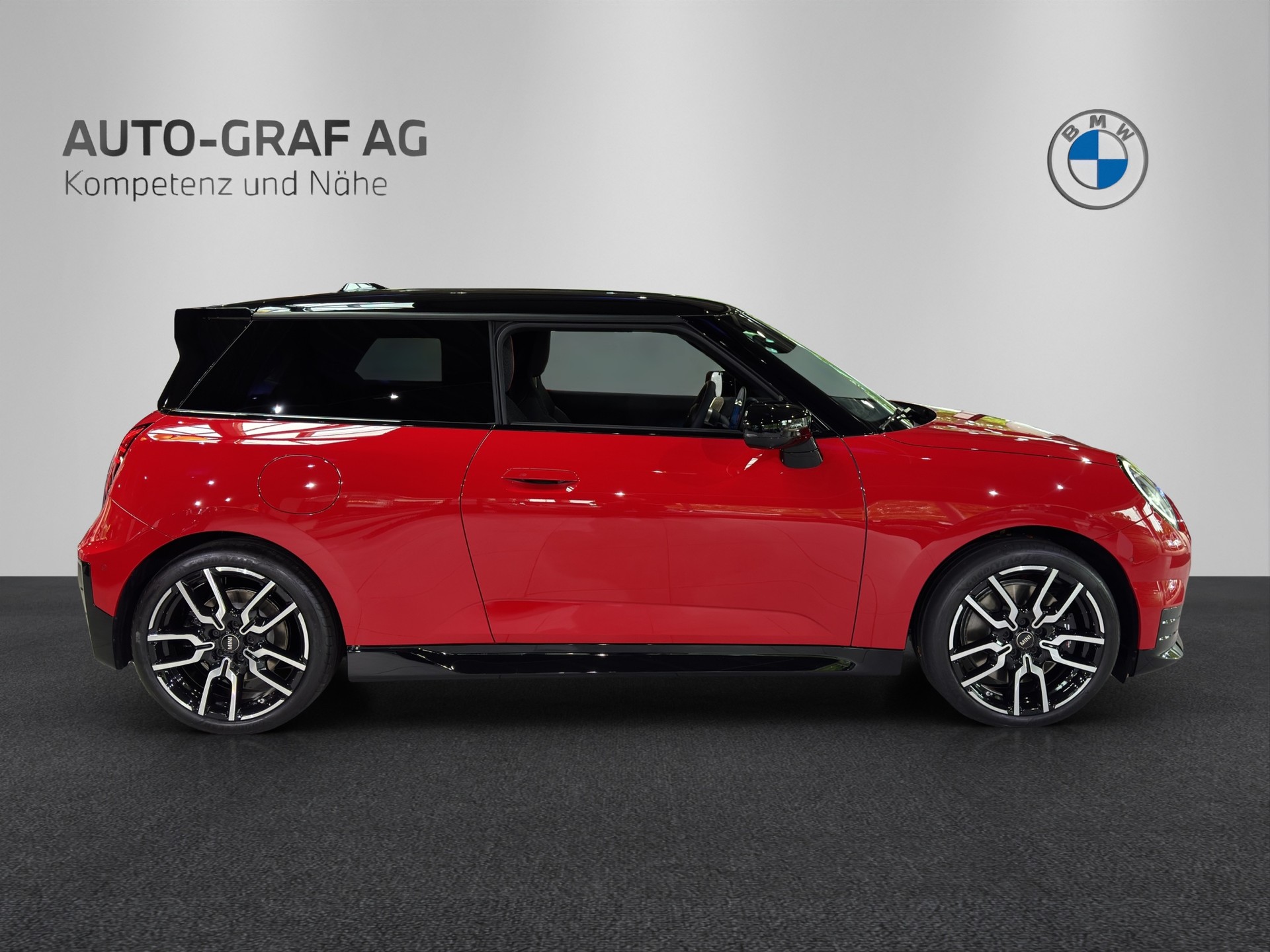 MINI Cooper SE-image-5