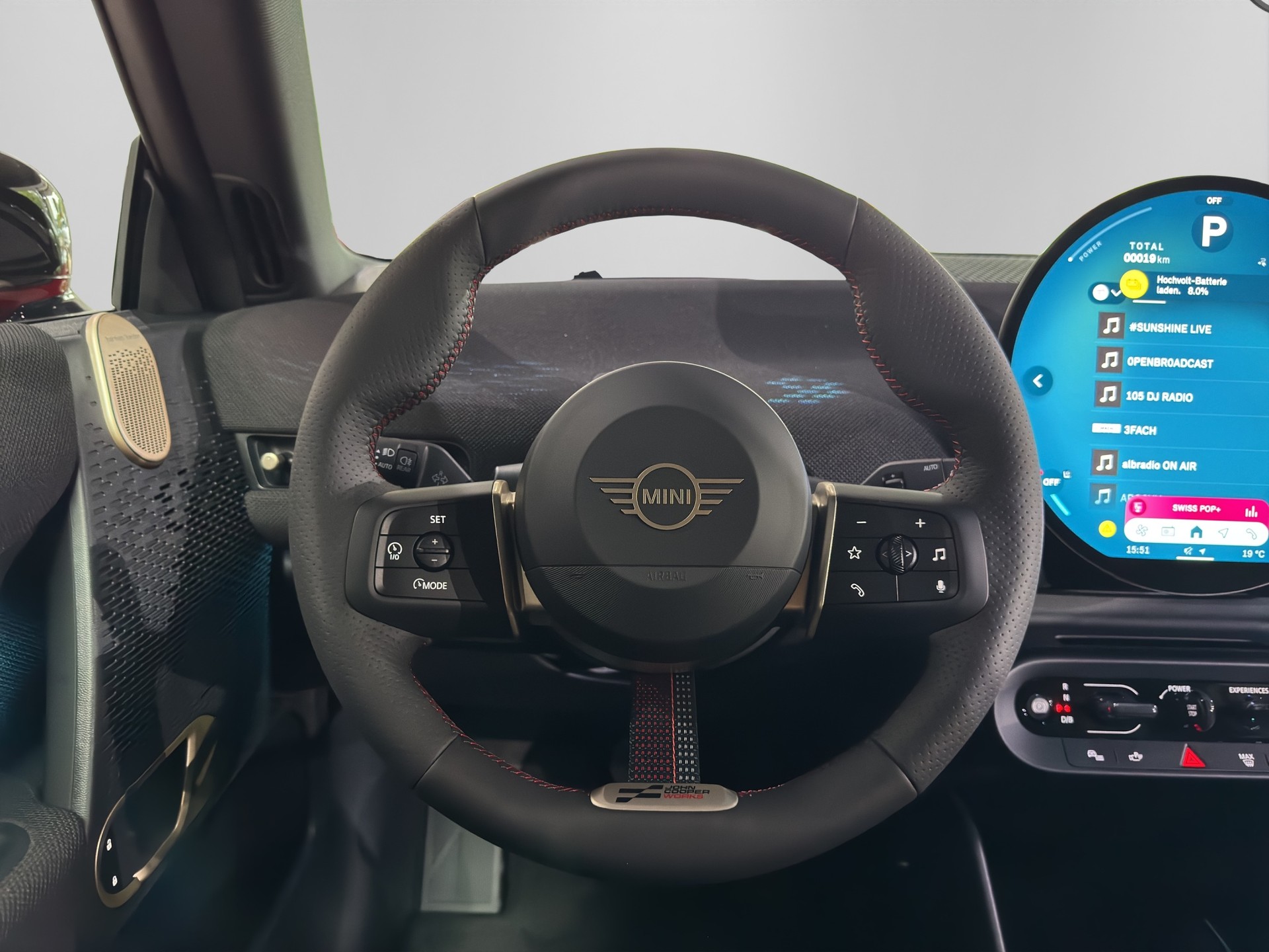 MINI Cooper SE-image-15