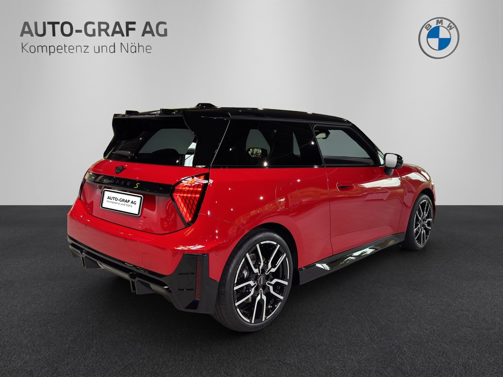 MINI Cooper SE-image-4