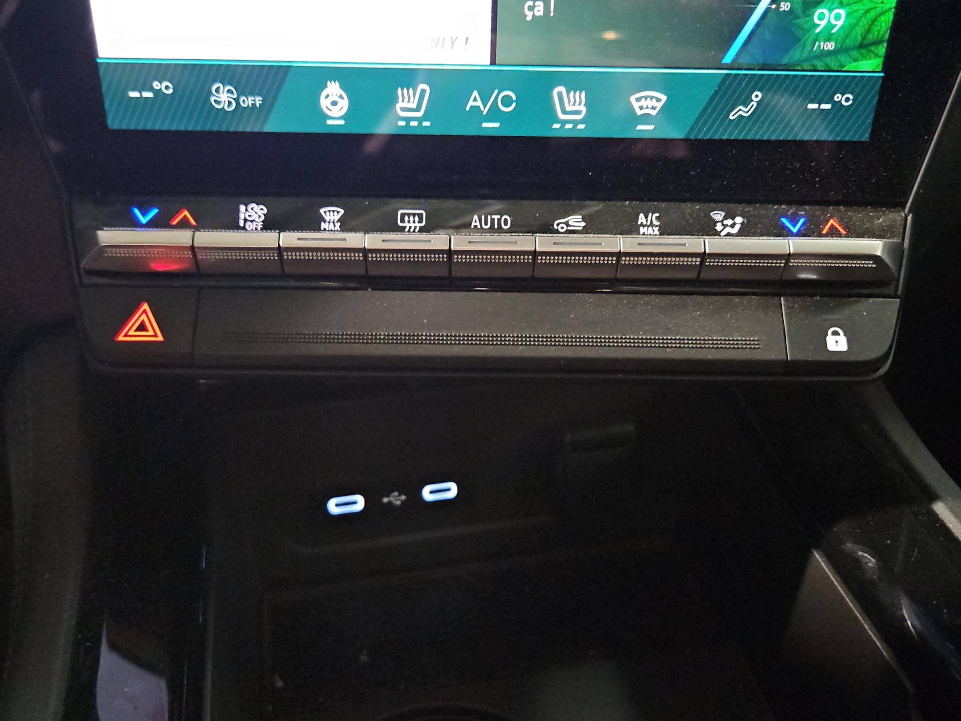 RENAULT Rafale 1.2 E-Tech Hybrid 200 Esprit Alpine-image-22