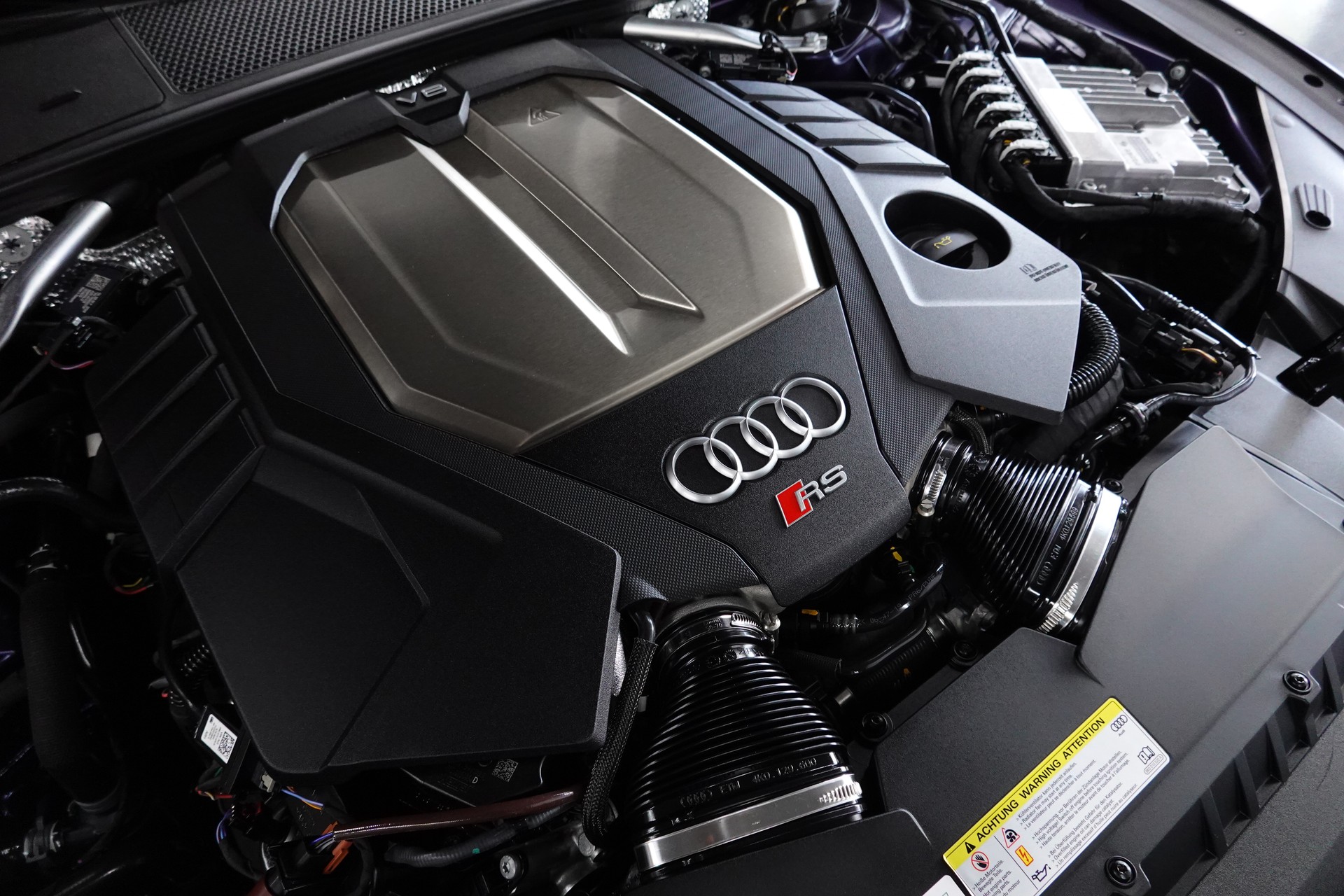AUDI RS7 SPORTBACK MHEV CH-FZ EXCLUSIVE MATT. AB WERK-image-6