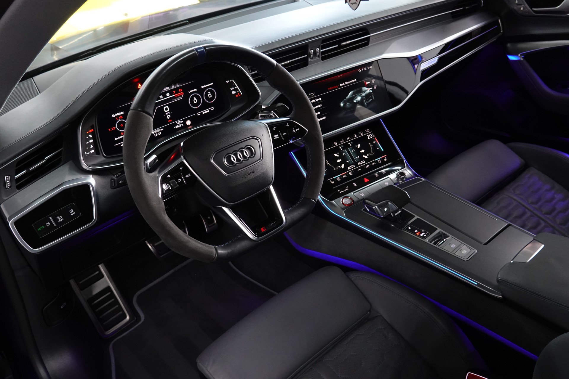 AUDI RS7 SPORTBACK MHEV CH-FZ EXCLUSIVE MATT. AB WERK-image-31