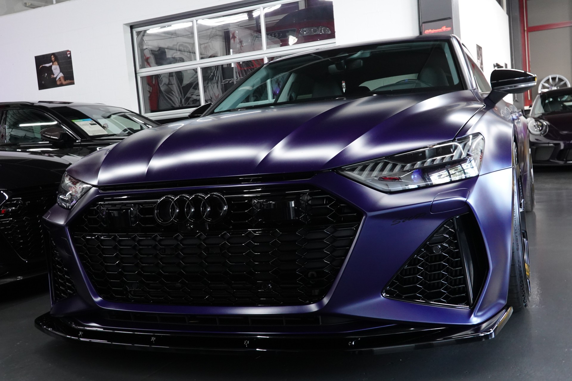 AUDI RS7 SPORTBACK MHEV CH-FZ EXCLUSIVE MATT. AB WERK-image-3