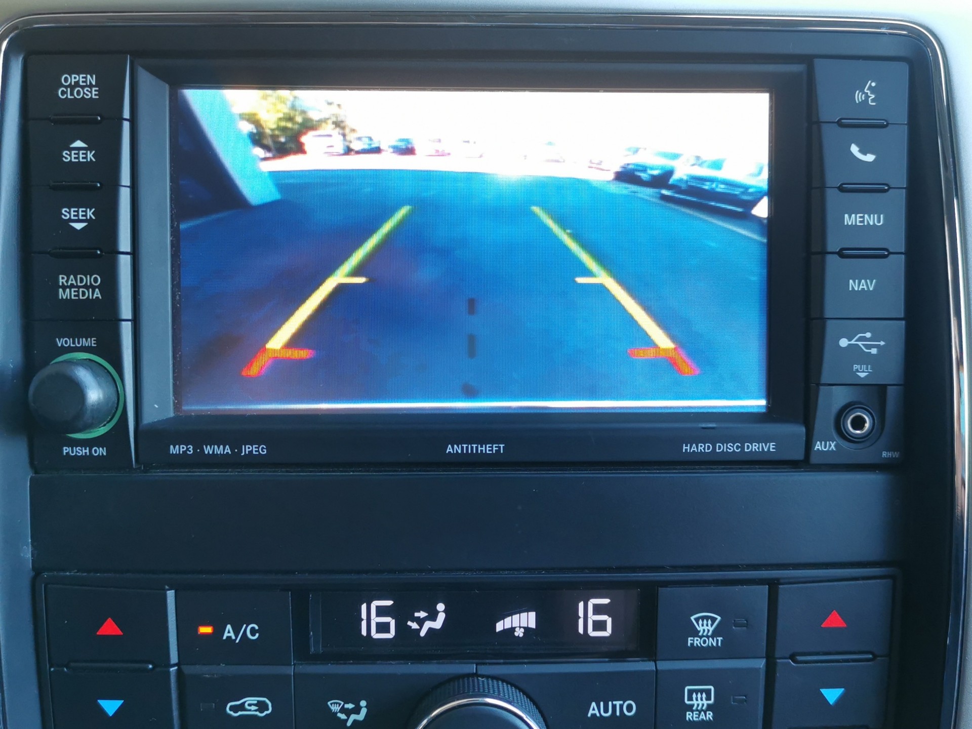 JEEP Grand Cherokee 3.0 CRD Overland Automatic-image-18